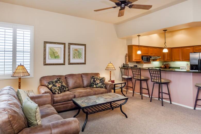 Guest room at the Wyndham Green Valley Canoa Ranch Resort in Green Valley, Arizona