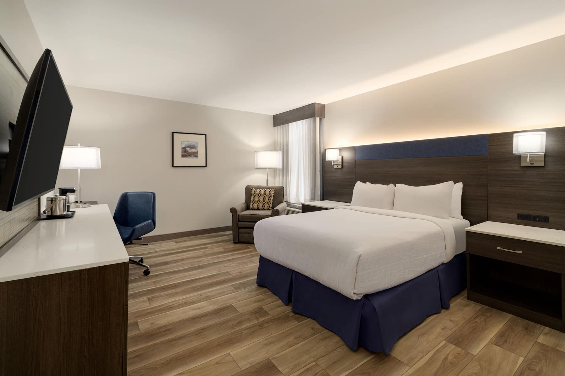 Guest room at the Wyndham Phoenix Airport/Tempe in Tempe, Arizona