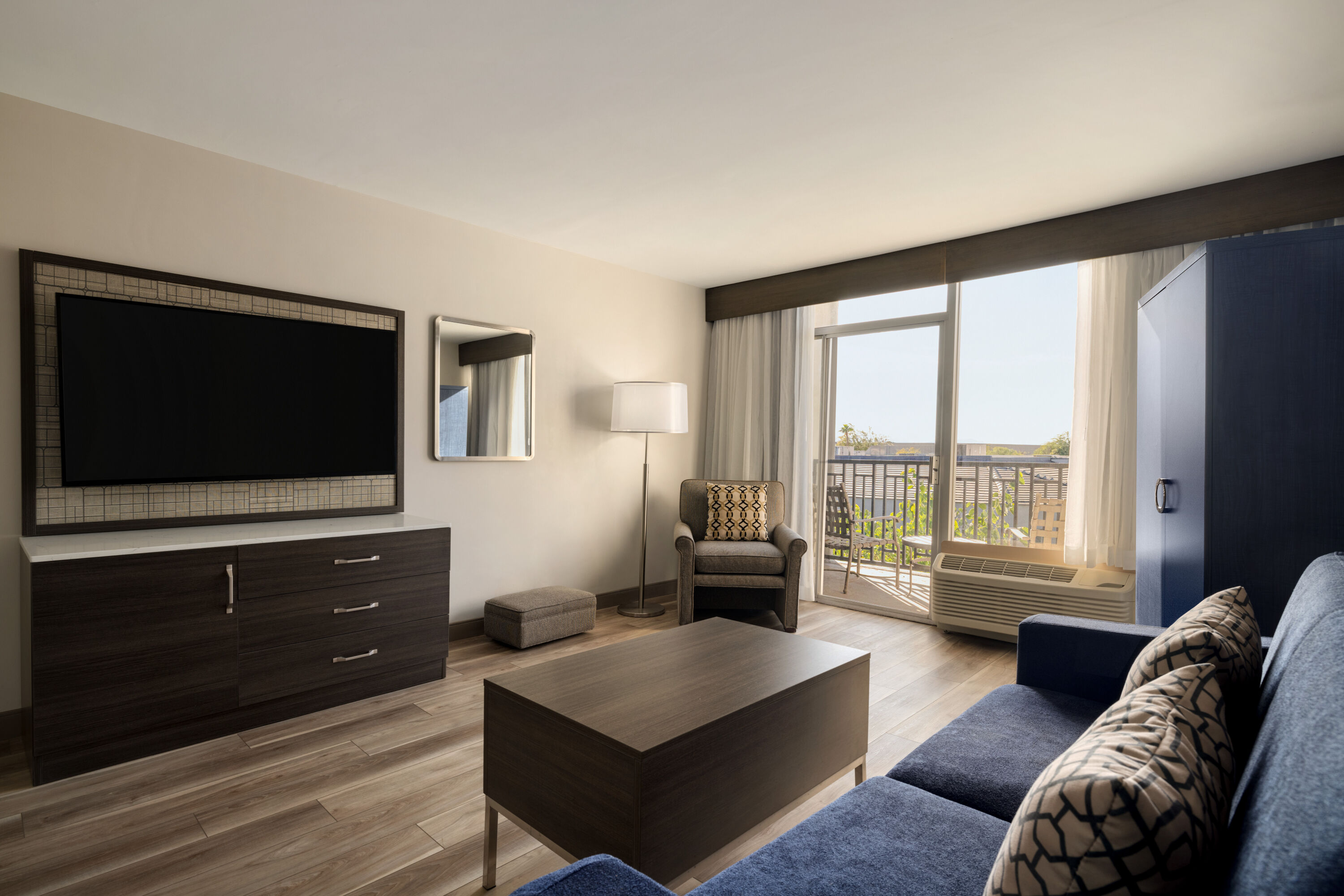 Guest room at the Wyndham Phoenix Airport/Tempe in Tempe, Arizona