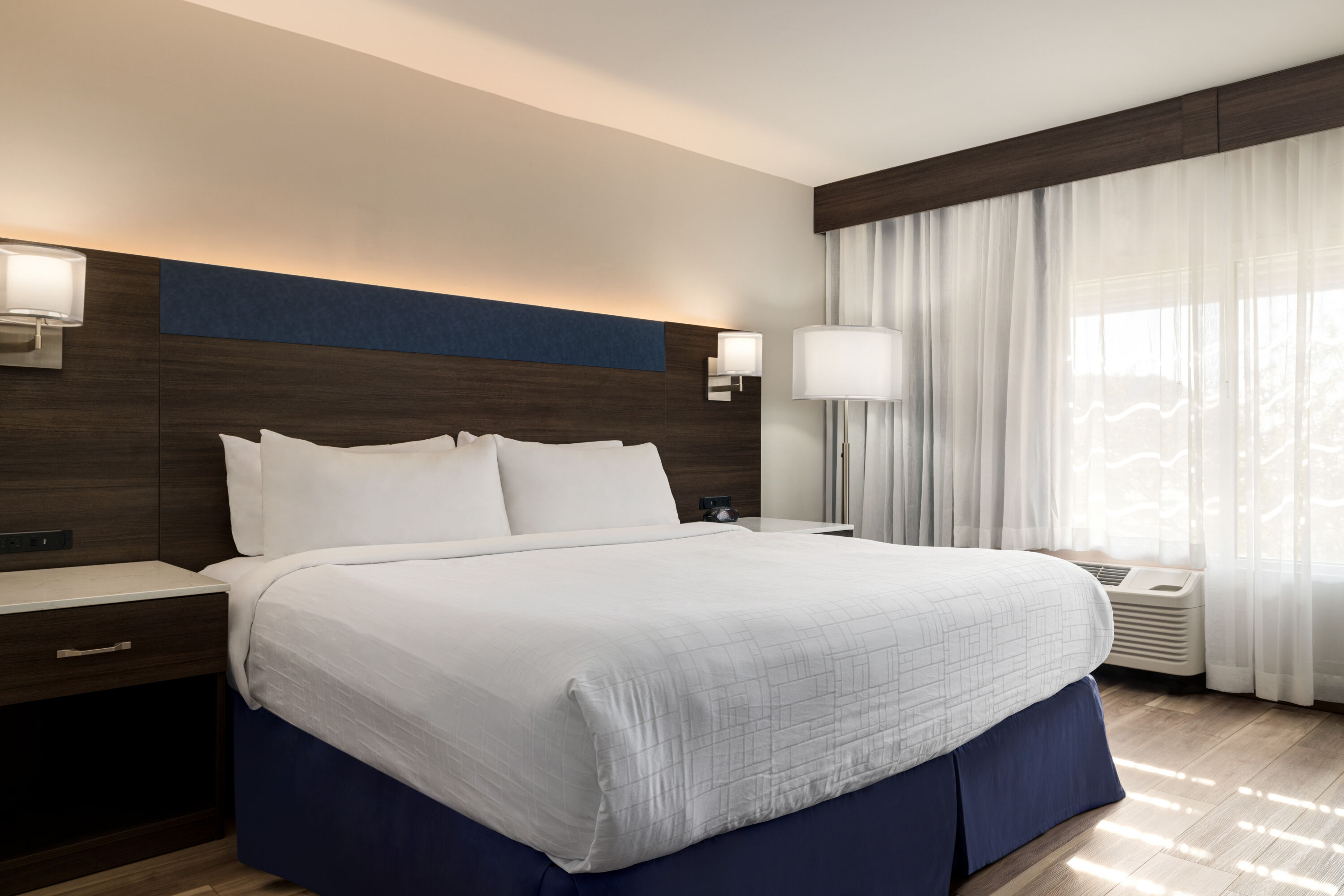 Guest room at the Wyndham Phoenix Airport/Tempe in Tempe, Arizona