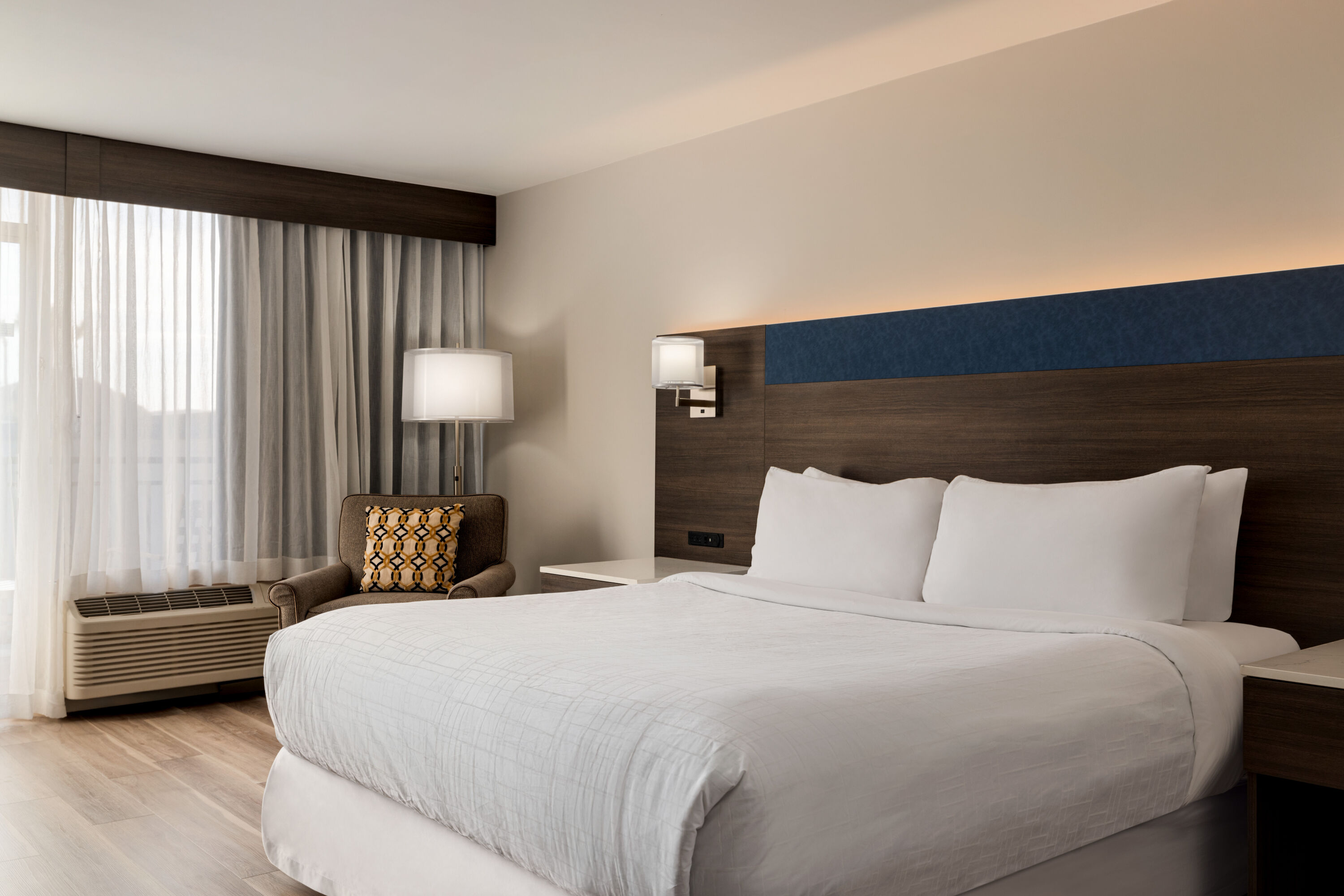 Guest room at the Wyndham Phoenix Airport/Tempe in Tempe, Arizona