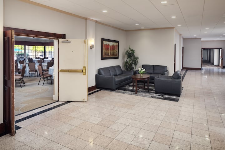 Meeting room banquet rounds at Wyndham Tucson Airport Hotel & Conference Center in Tucson, Arizona