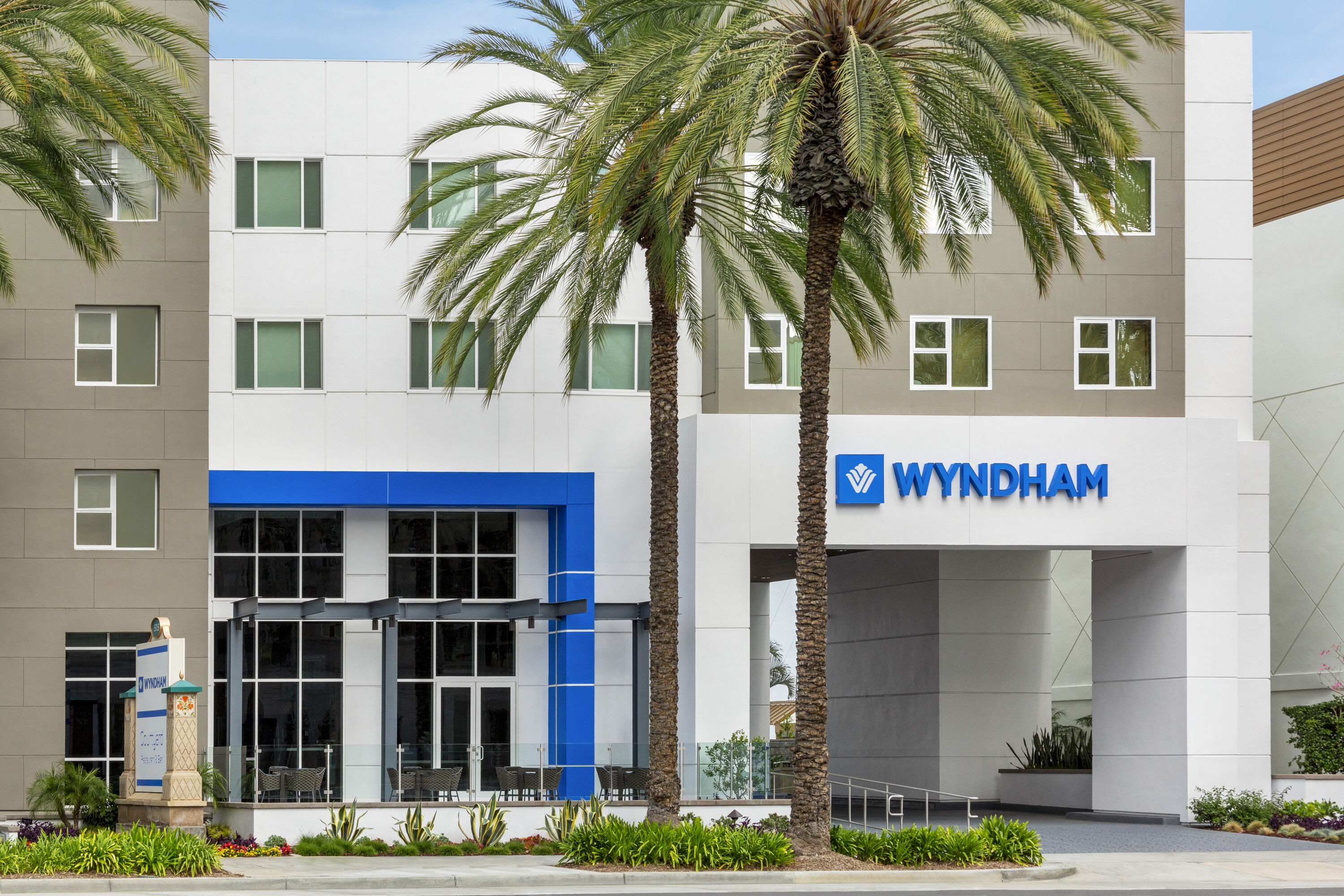 Exterior of Wyndham Anaheim hotel in Anaheim, California