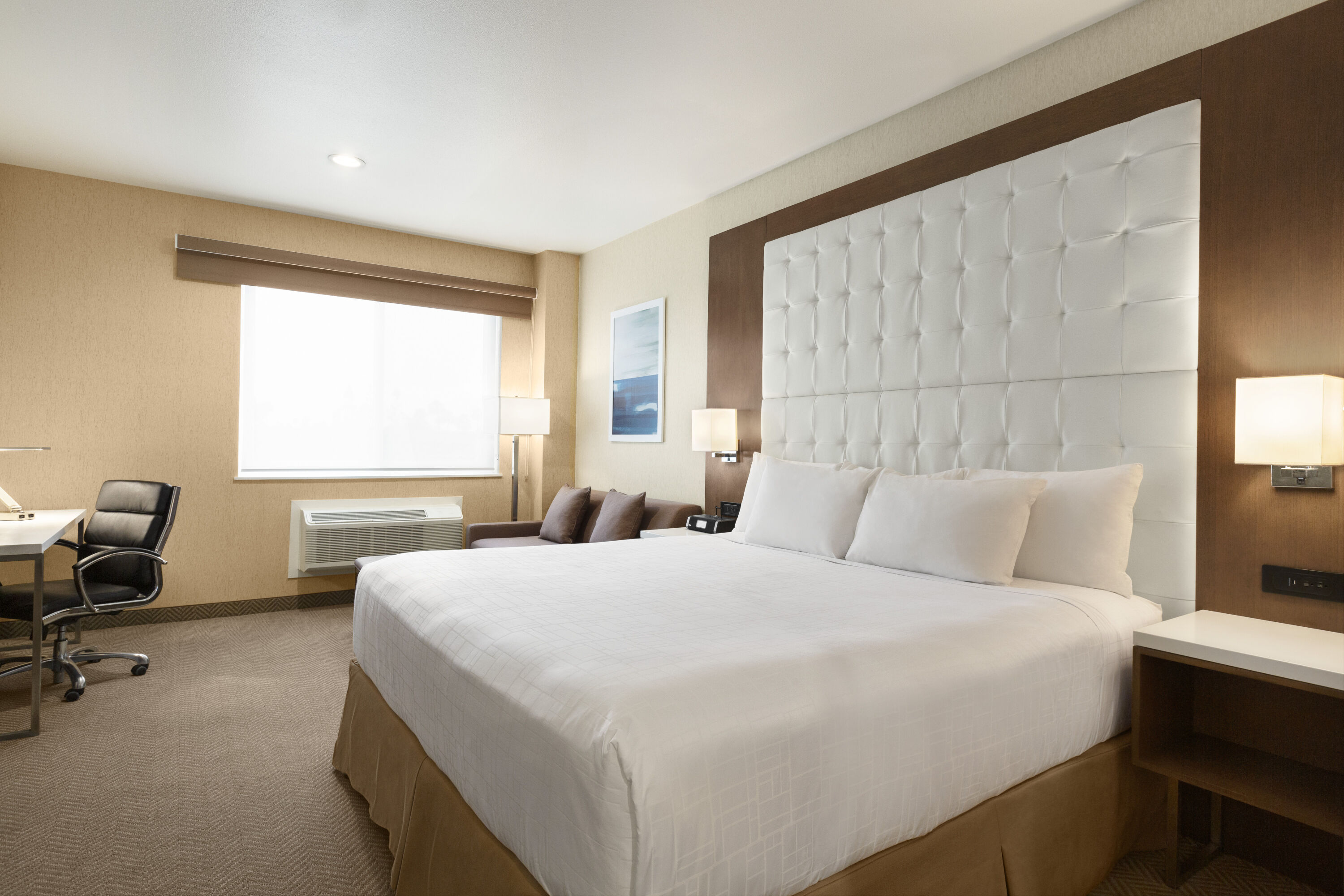 Guest room at the Wyndham Anaheim in Anaheim, California