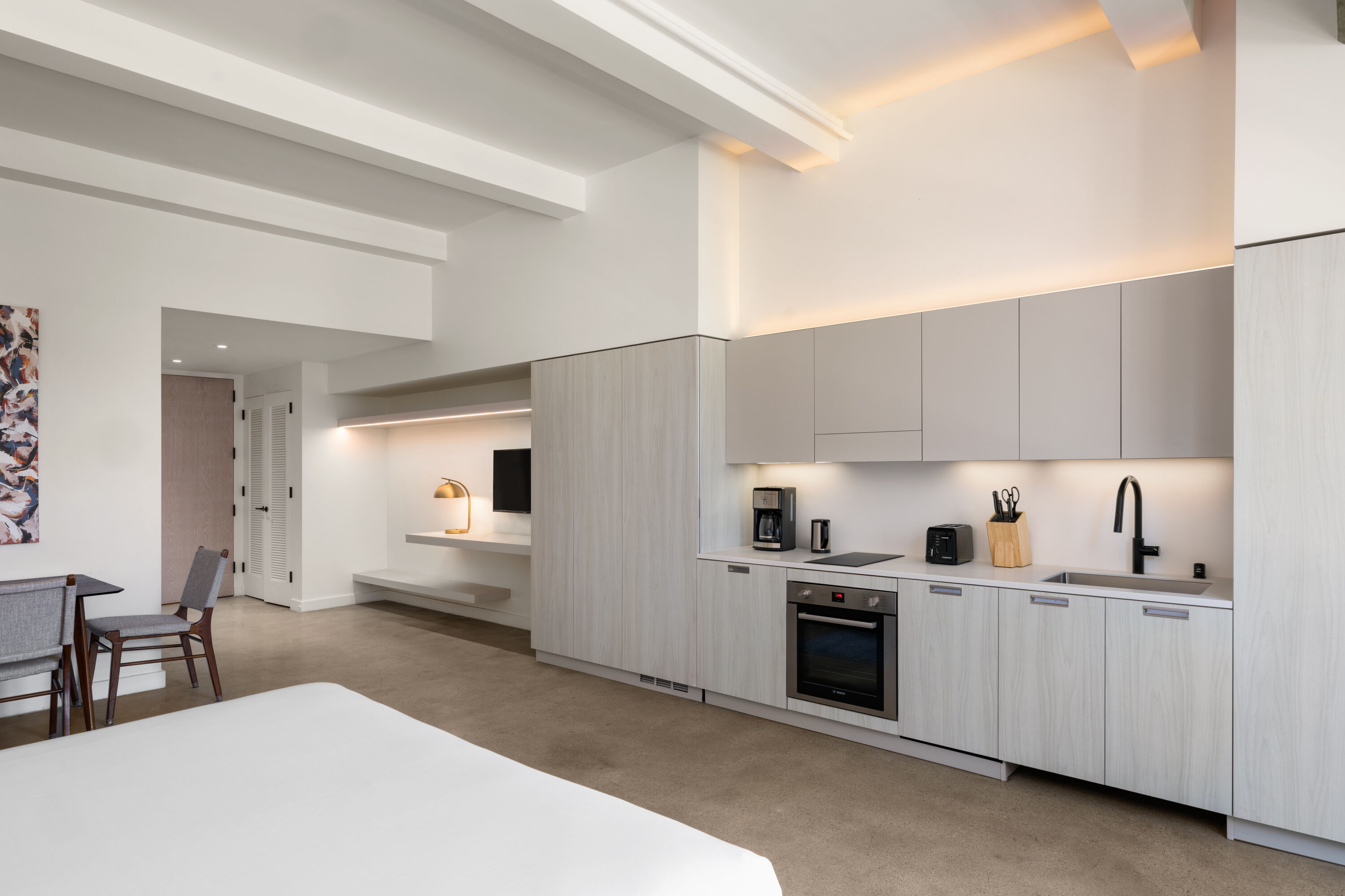 Reside Craftsman Los Angeles, a Wyndham Residence suite in Los Angeles, California