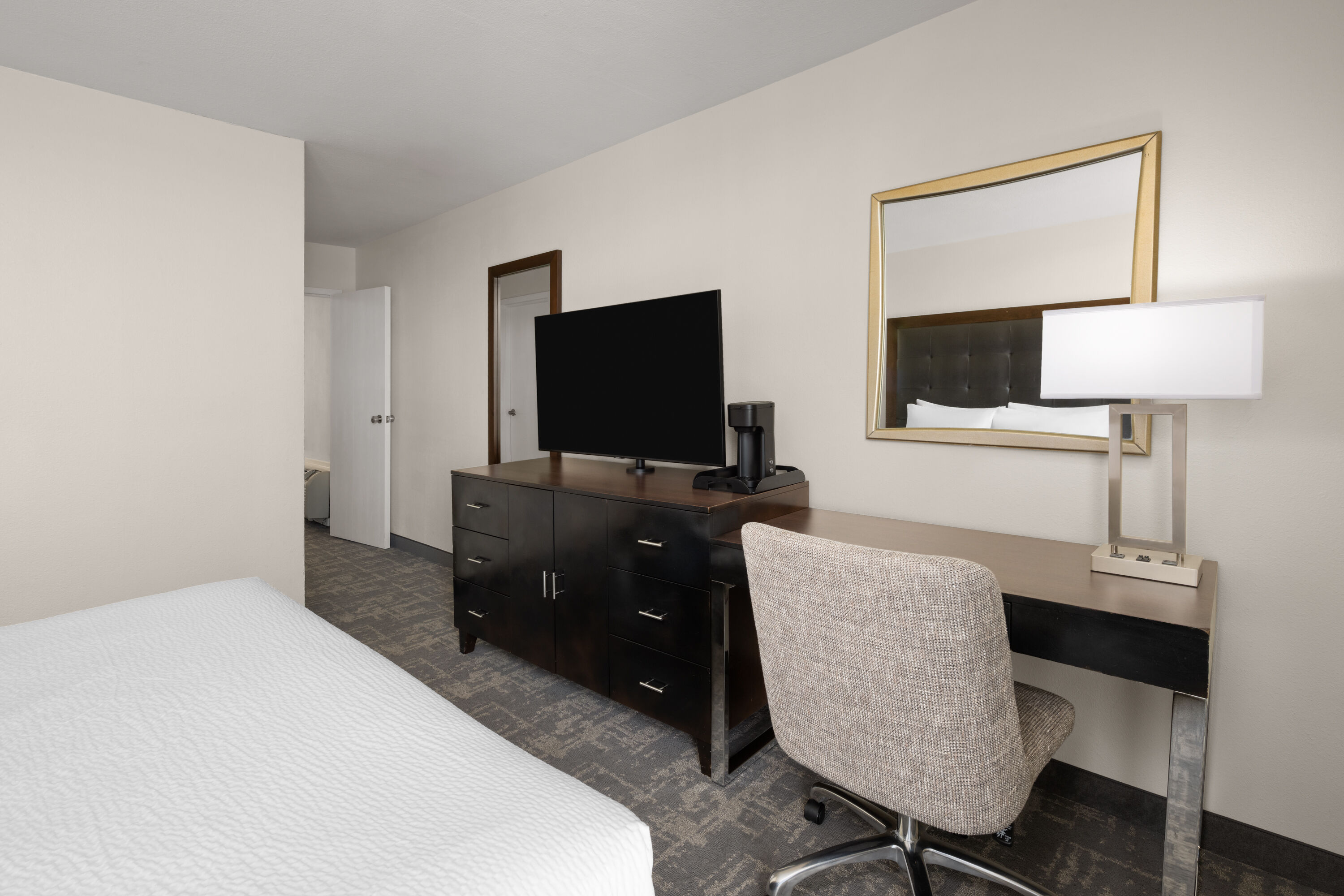 Wyndham Sacramento suite in Sacramento, California