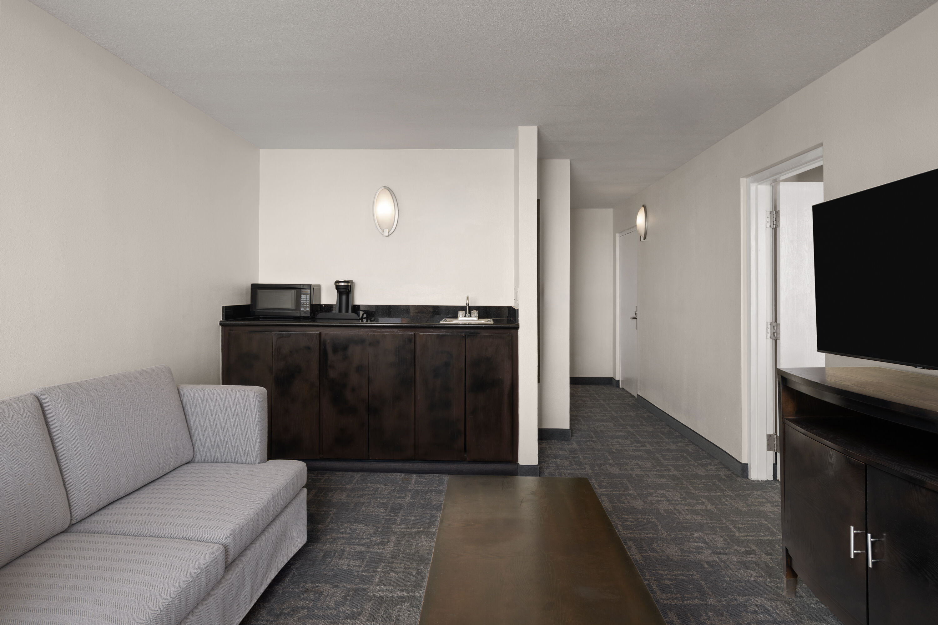 Wyndham Sacramento suite in Sacramento, California