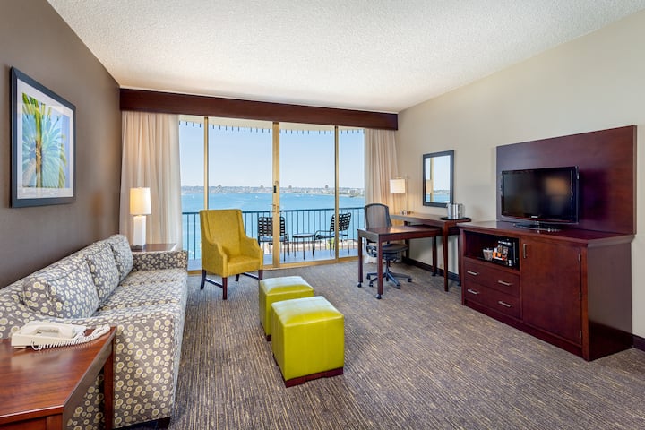 Guest room at the Wyndham San Diego Bayside in San Diego, California