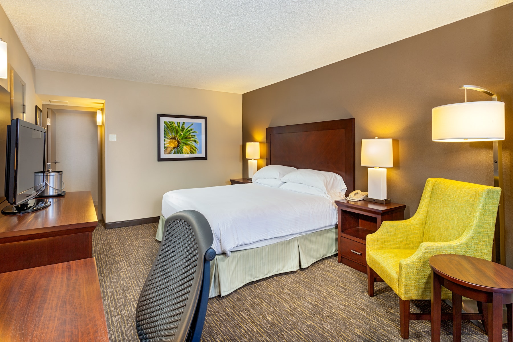 Guest room at the Wyndham San Diego Bayside in San Diego, California