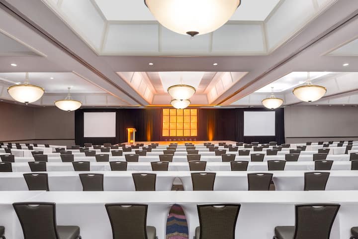 Meeting room at Wyndham San Diego Bayside in San Diego, California