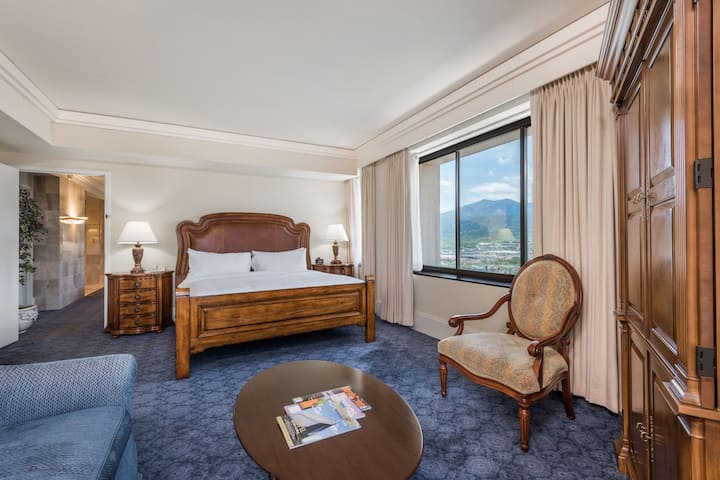 The Antlers, a Wyndham Hotel suite in Colorado Springs, Colorado