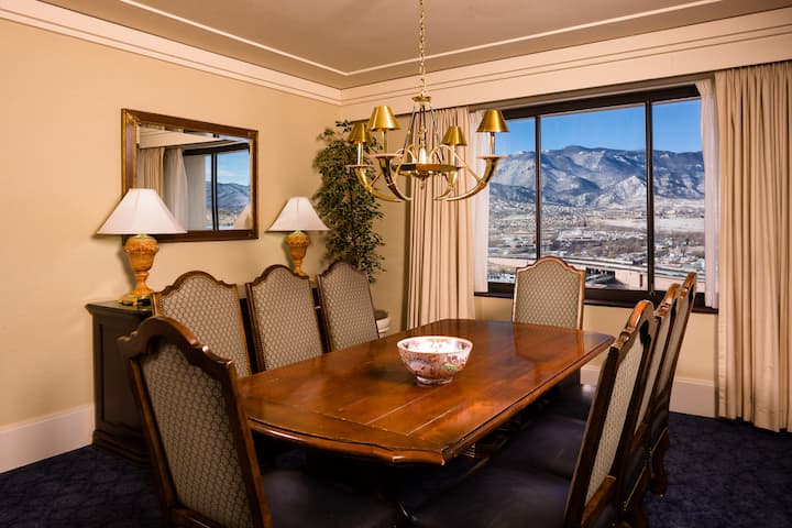 The Antlers, a Wyndham Hotel suite dining area in Colorado Springs, Colorado