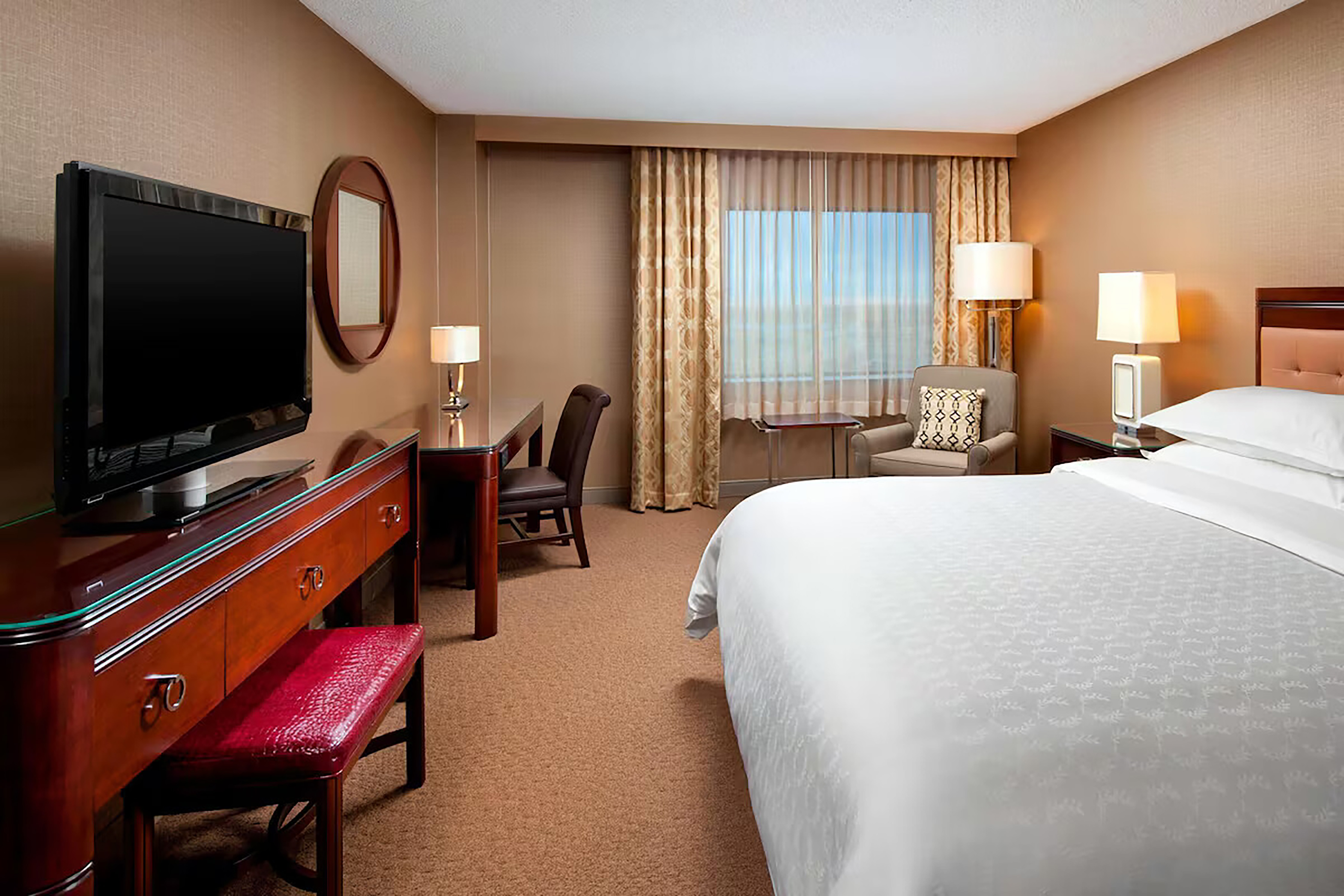 Guest room at the Wyndham Denver Tech Center in Greenwood Village, Colorado