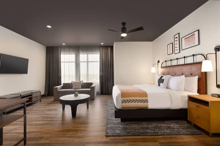 Guest room at the Origin Westminster, a Wyndham Hotel in Westminster, Colorado