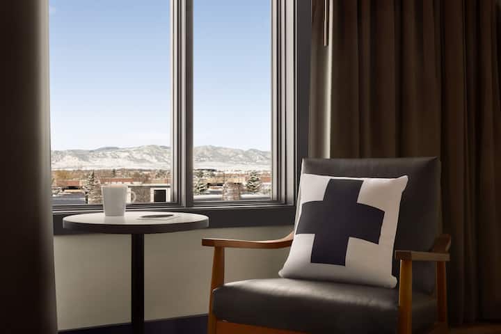 Guest room at the Origin Westminster, a Wyndham Hotel in Westminster, Colorado