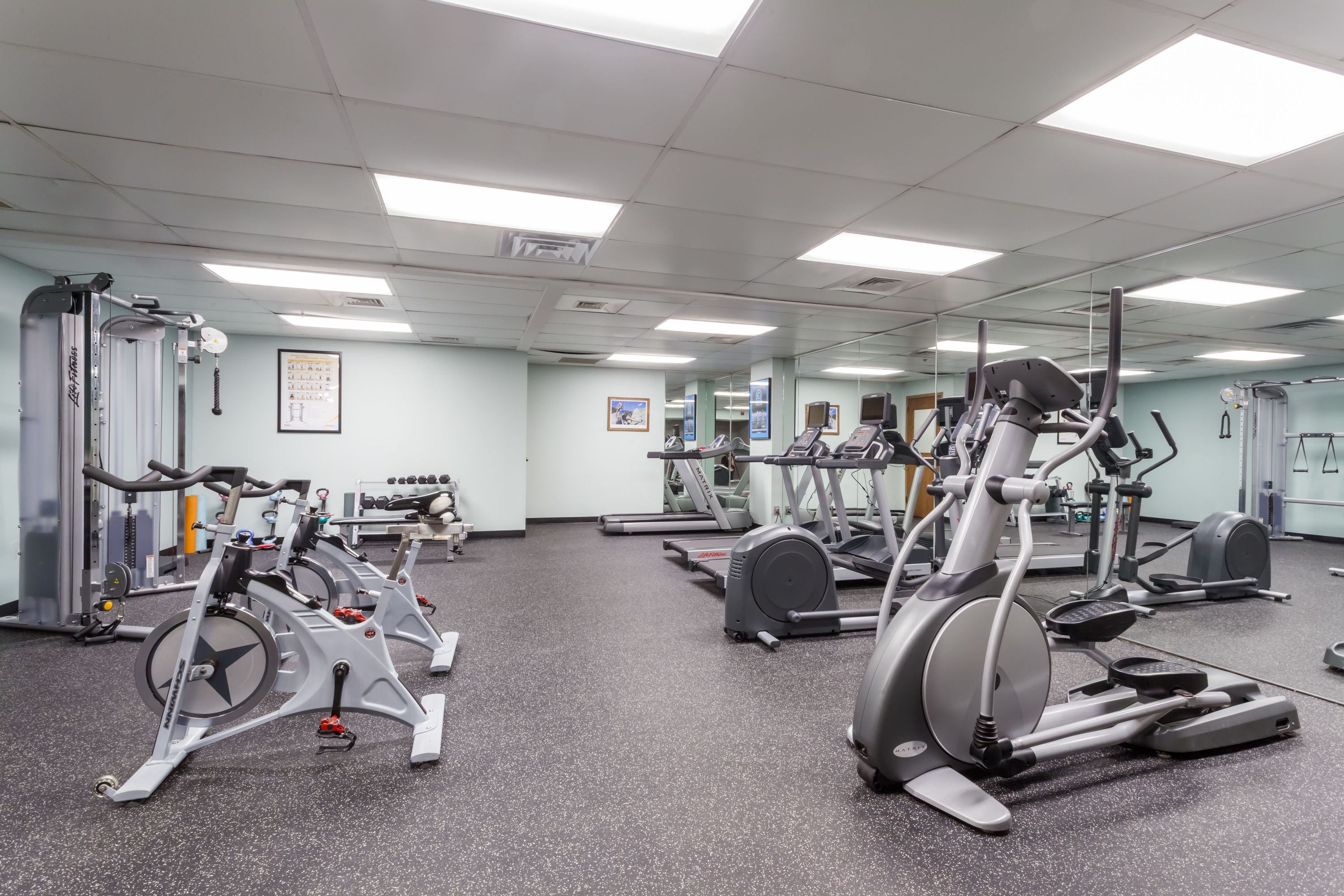 Fitness room at Wyndham Southbury in Southbury, Connecticut