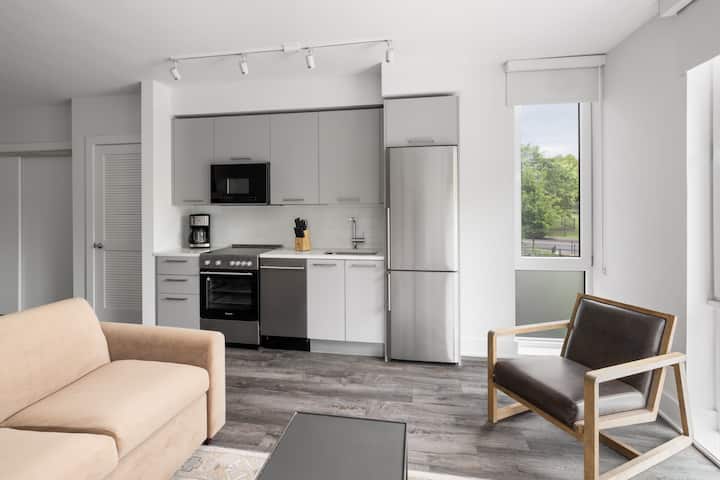 Reside Navy Yard, a Wyndham Residence suite in Washington, District Of Columbia