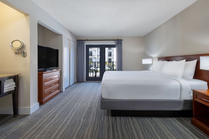 Wyndham Boca Raton suite in Boca Raton, Florida