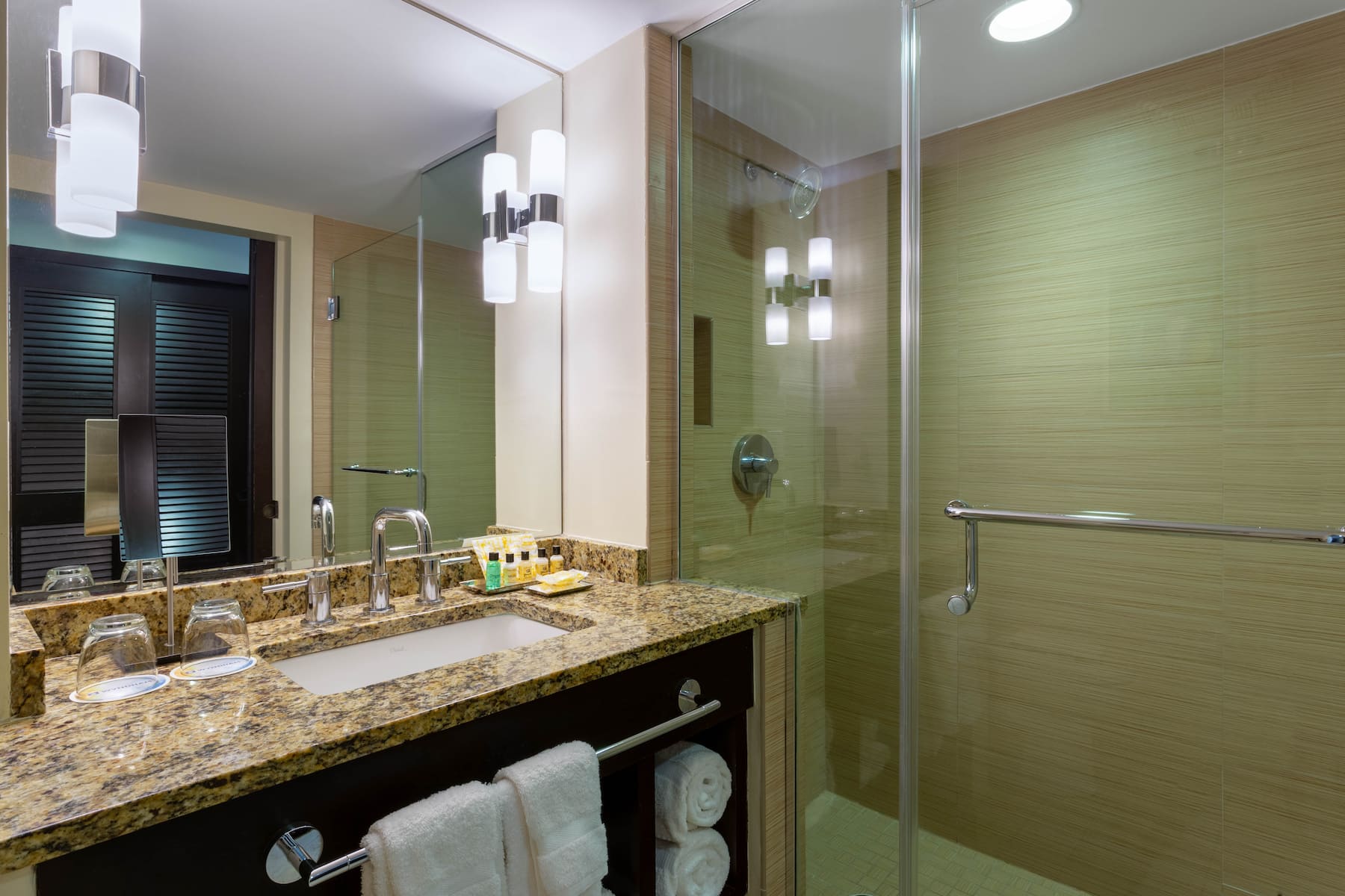 Guest room bath at the Wyndham Deerfield Beach Resort in Deerfield Beach, Florida