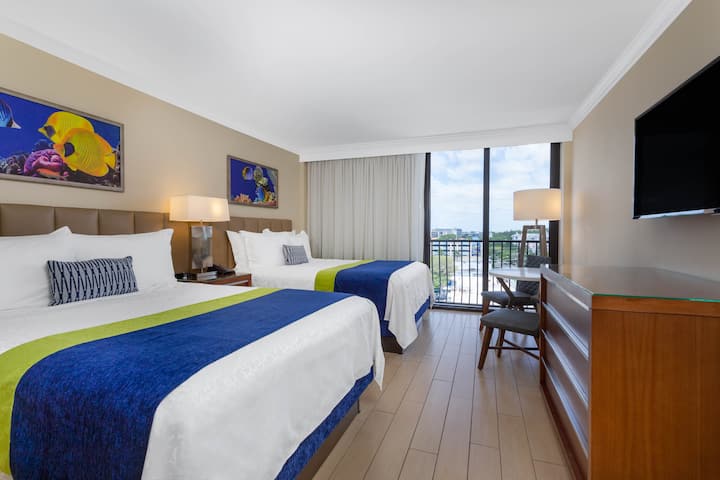 Guest room at the Wyndham Deerfield Beach Resort in Deerfield Beach, Florida