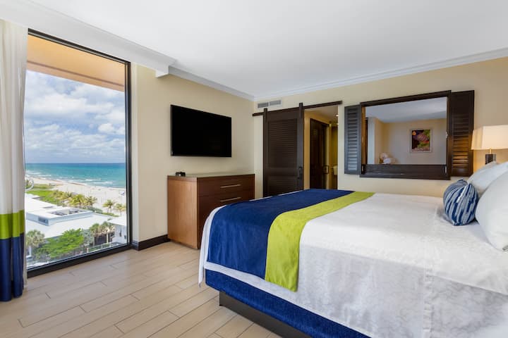 Wyndham Deerfield Beach Resort suite in Deerfield Beach, Florida