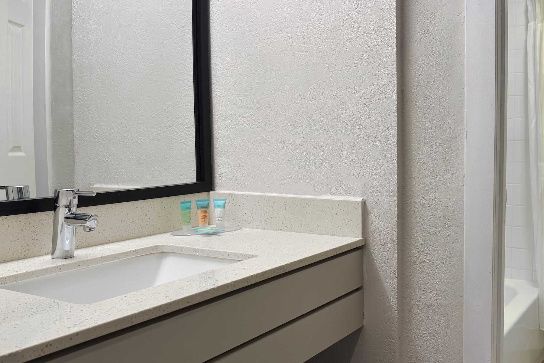 Guest room bath at the Wyndham I-Drive Avanti Resort & Conference Center in Orlando, Florida