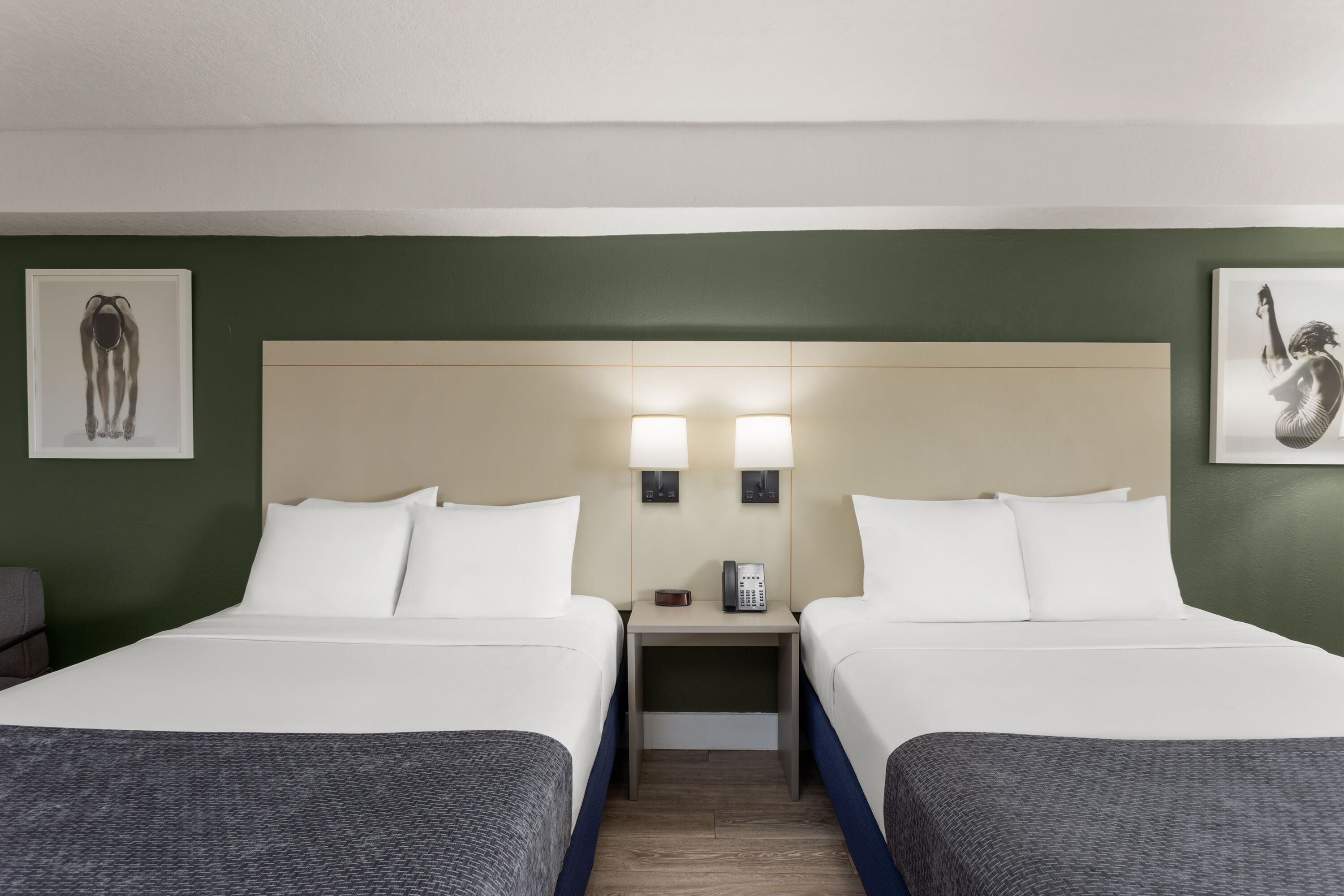 Guest room at the Wyndham I-Drive Avanti Resort & Conference Center in Orlando, Florida
