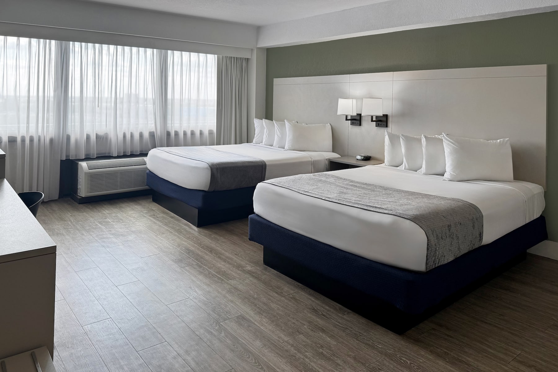 Guest room at the Wyndham I-Drive Avanti Resort & Conference Center in Orlando, Florida