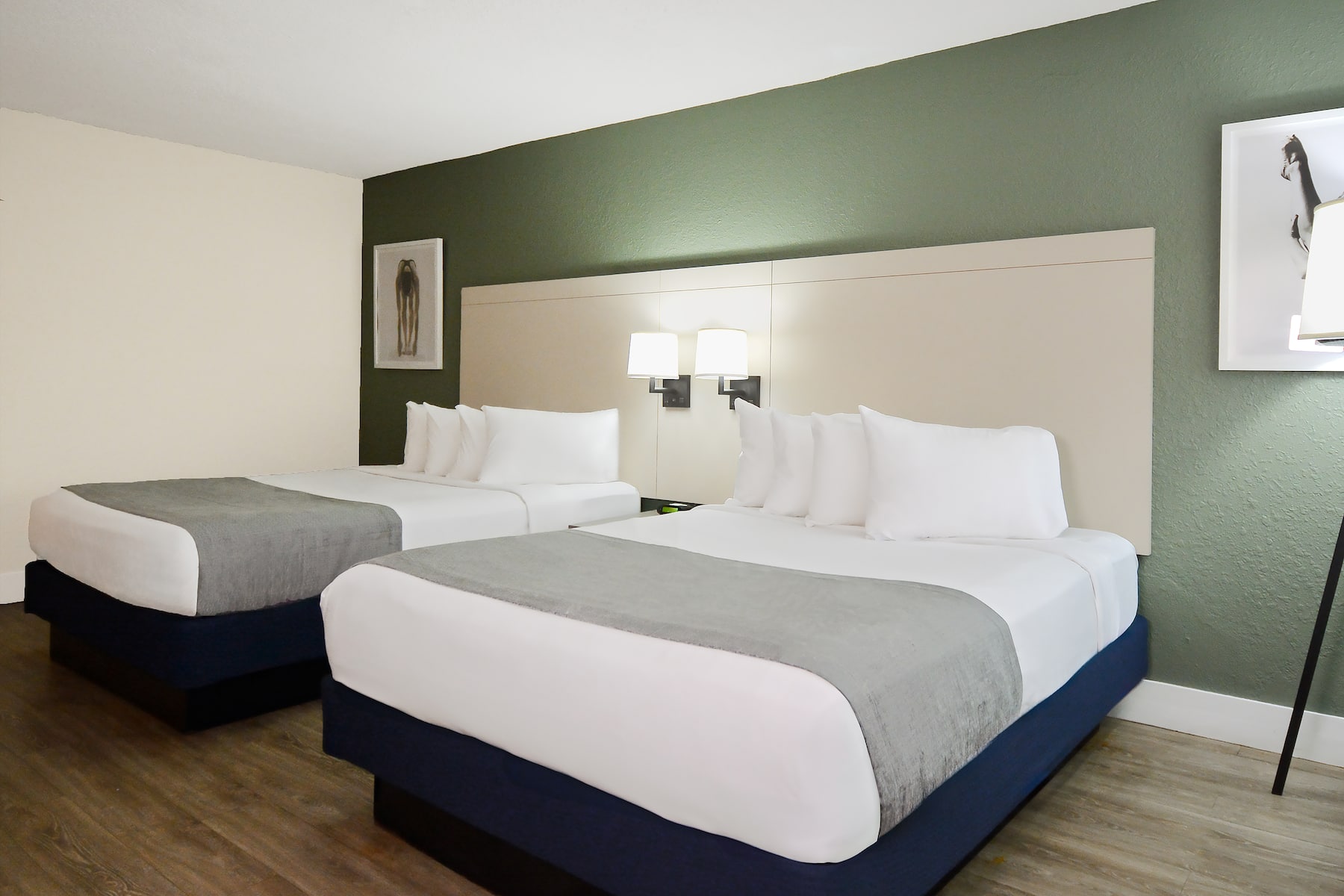 Guest room at the Wyndham I-Drive Avanti Resort & Conference Center in Orlando, Florida