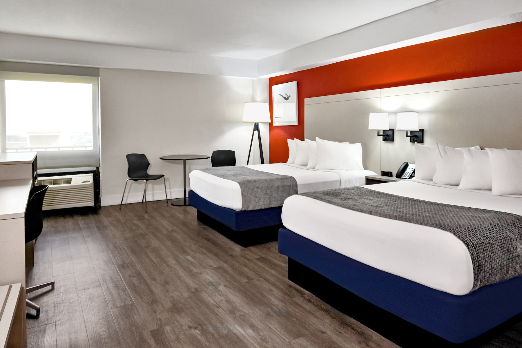 Guest room at the Wyndham I-Drive Avanti Resort & Conference Center in Orlando, Florida