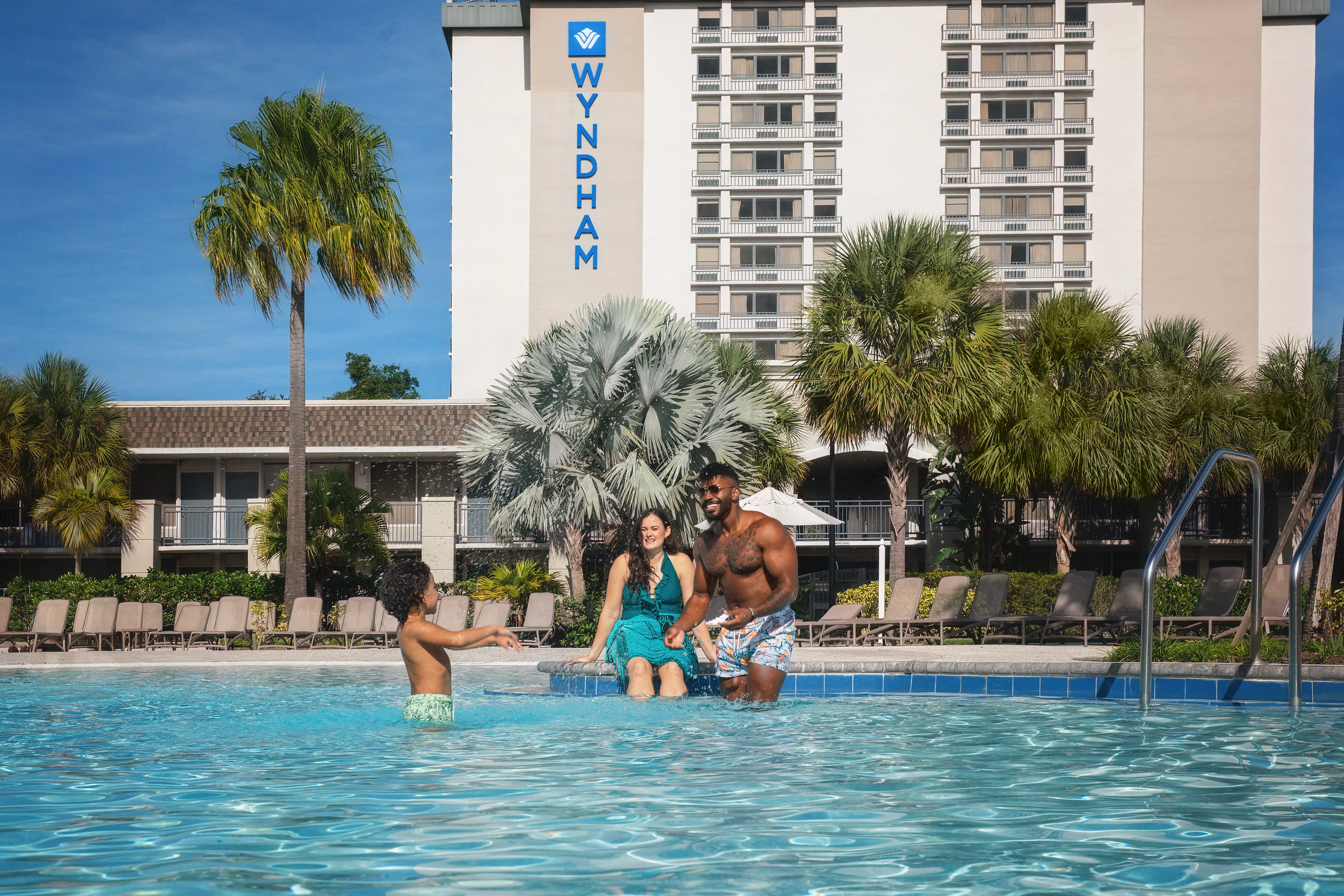 Pool at the Wyndham I-Drive Avanti Resort & Conference Center in Orlando, Florida