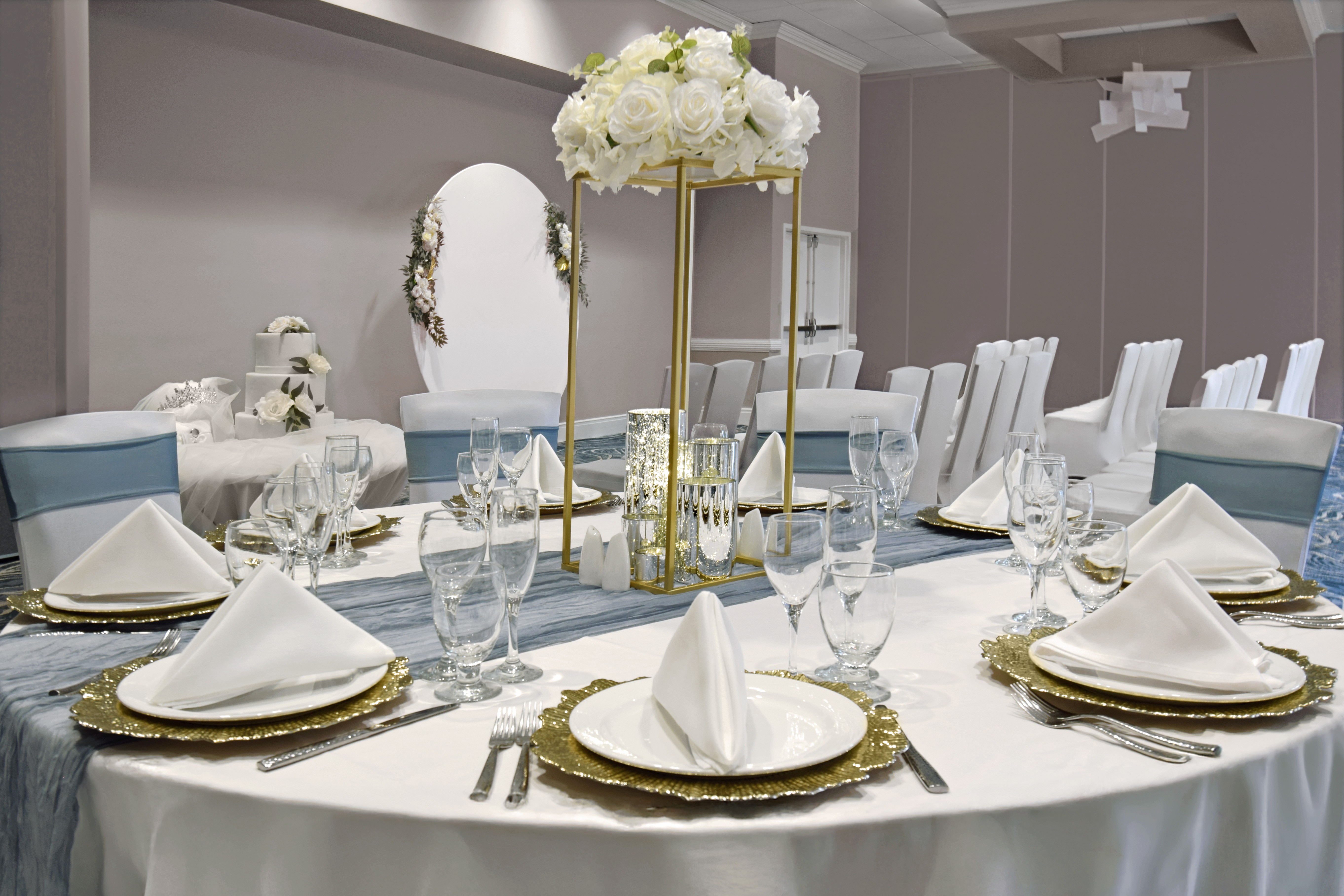 Wyndham I-Drive Avanti Resort & Conference Center ballroom wedding in Orlando, Florida