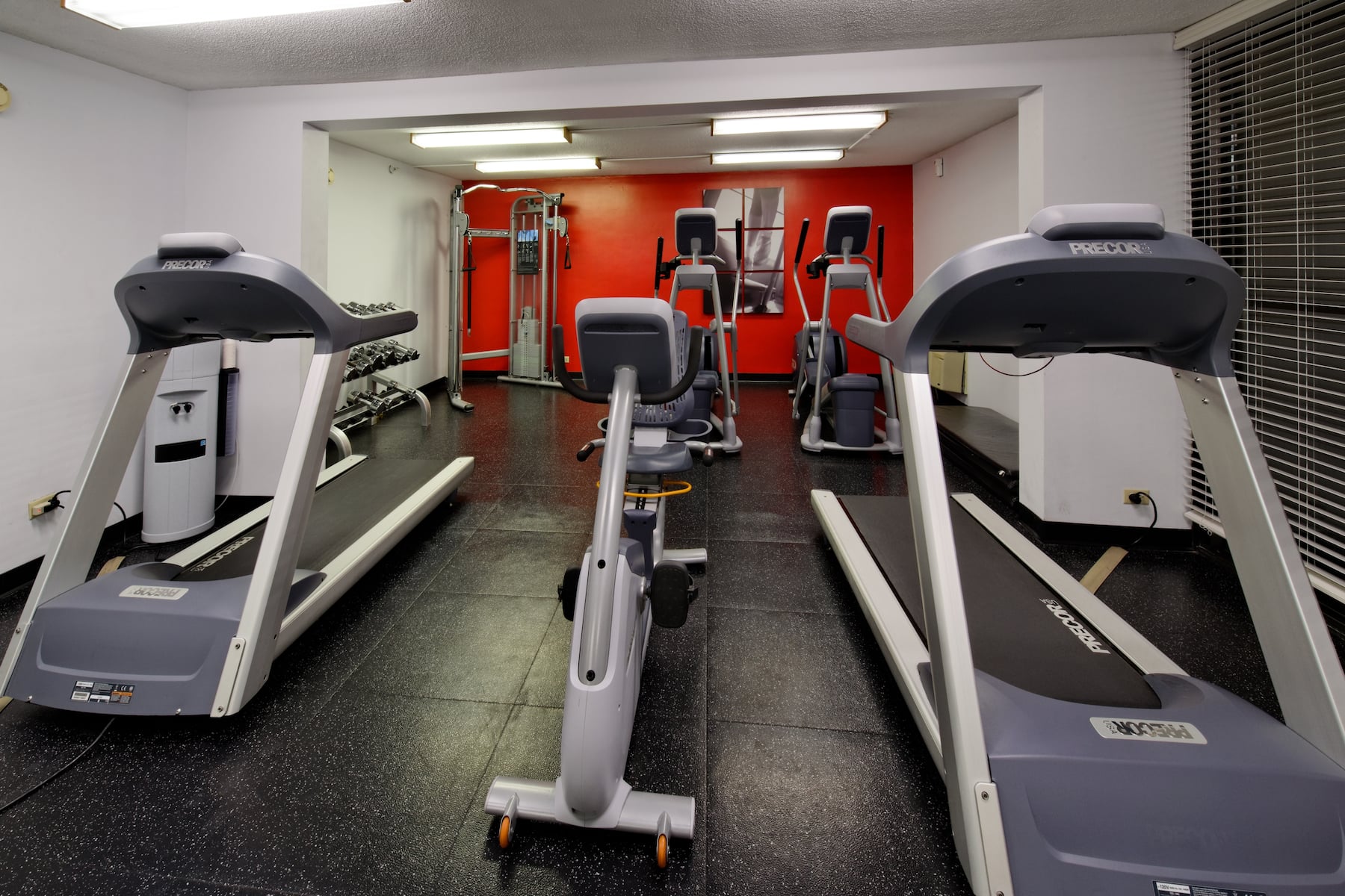 Fitness room at Wyndham Chicago O'Hare in Des Plaines, Illinois