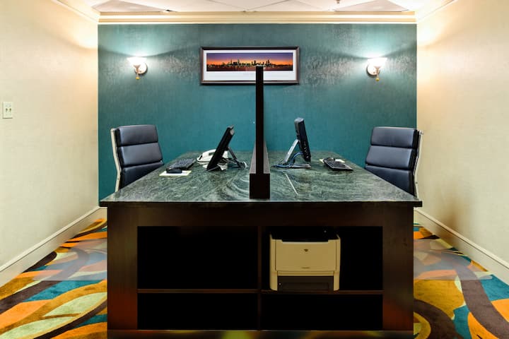 Meeting room at Wyndham Chicago O'Hare in Des Plaines, Illinois