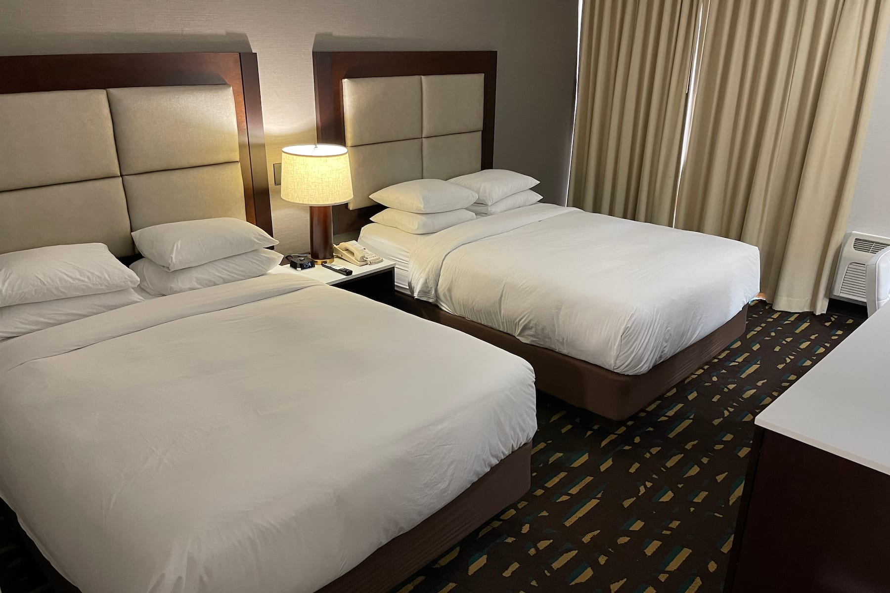Guest room at the Wyndham Chicago O'Hare in Des Plaines, Illinois