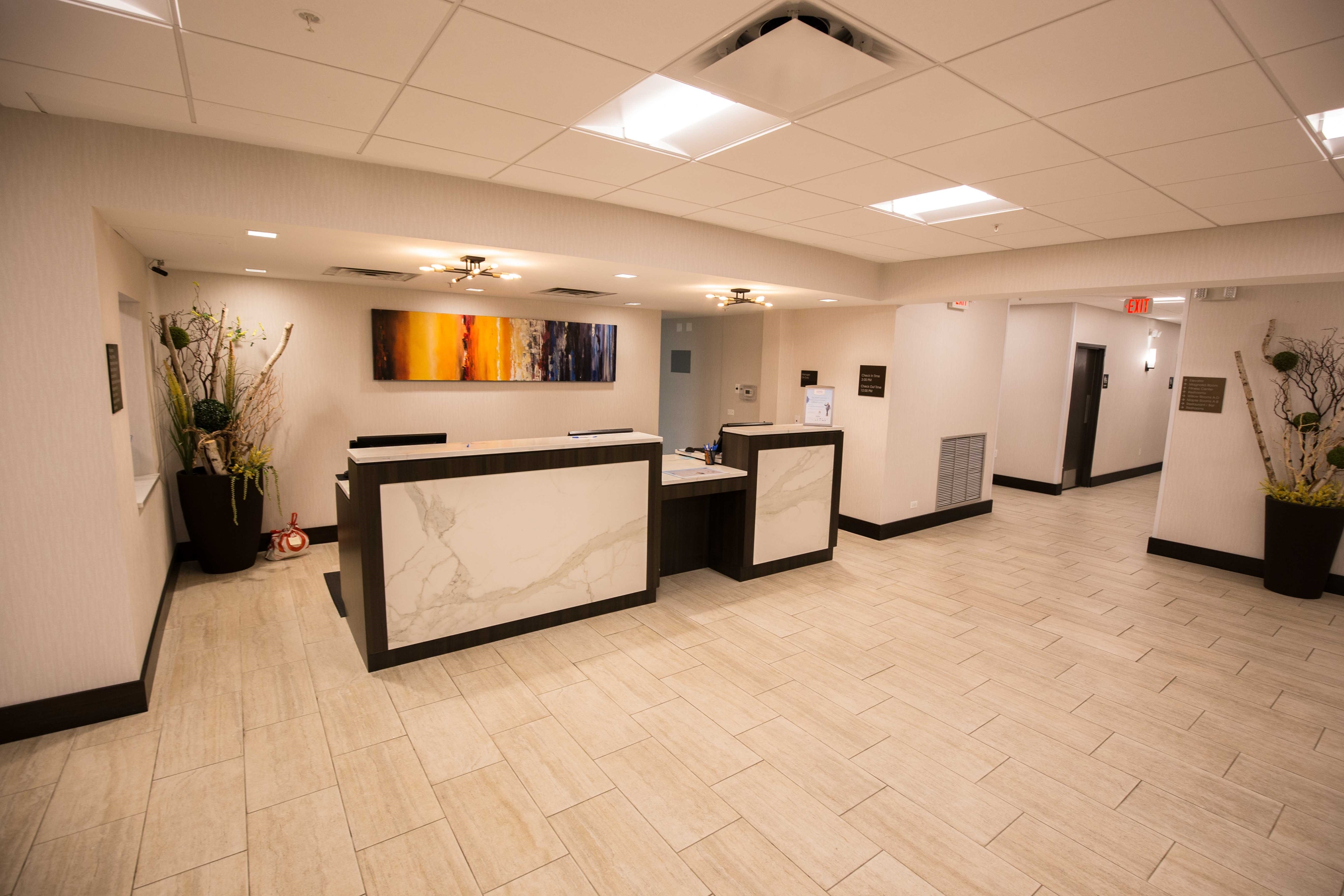 Wyndham Chicago O Hare Photo Gallery