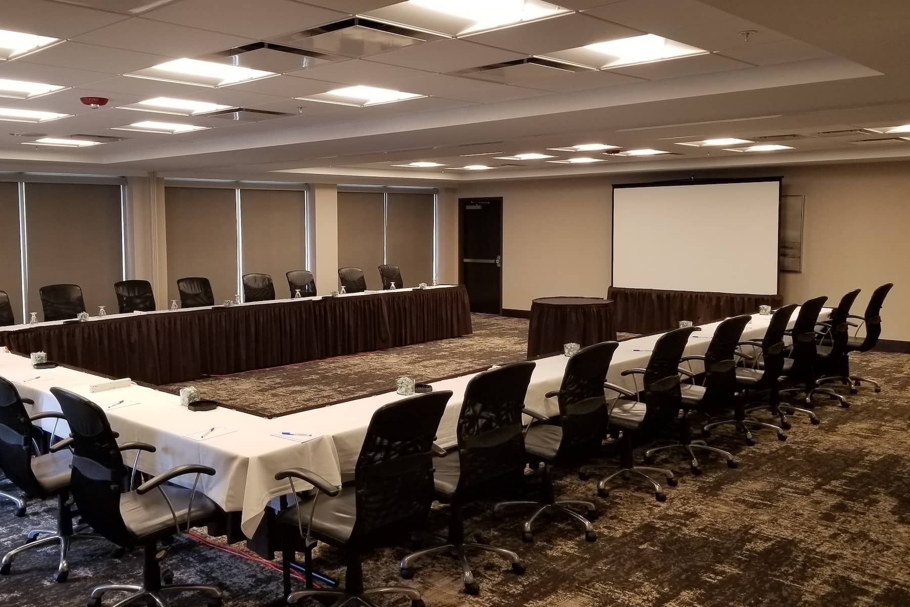 Meeting room at Wyndham Chicago O'Hare in Des Plaines, Illinois