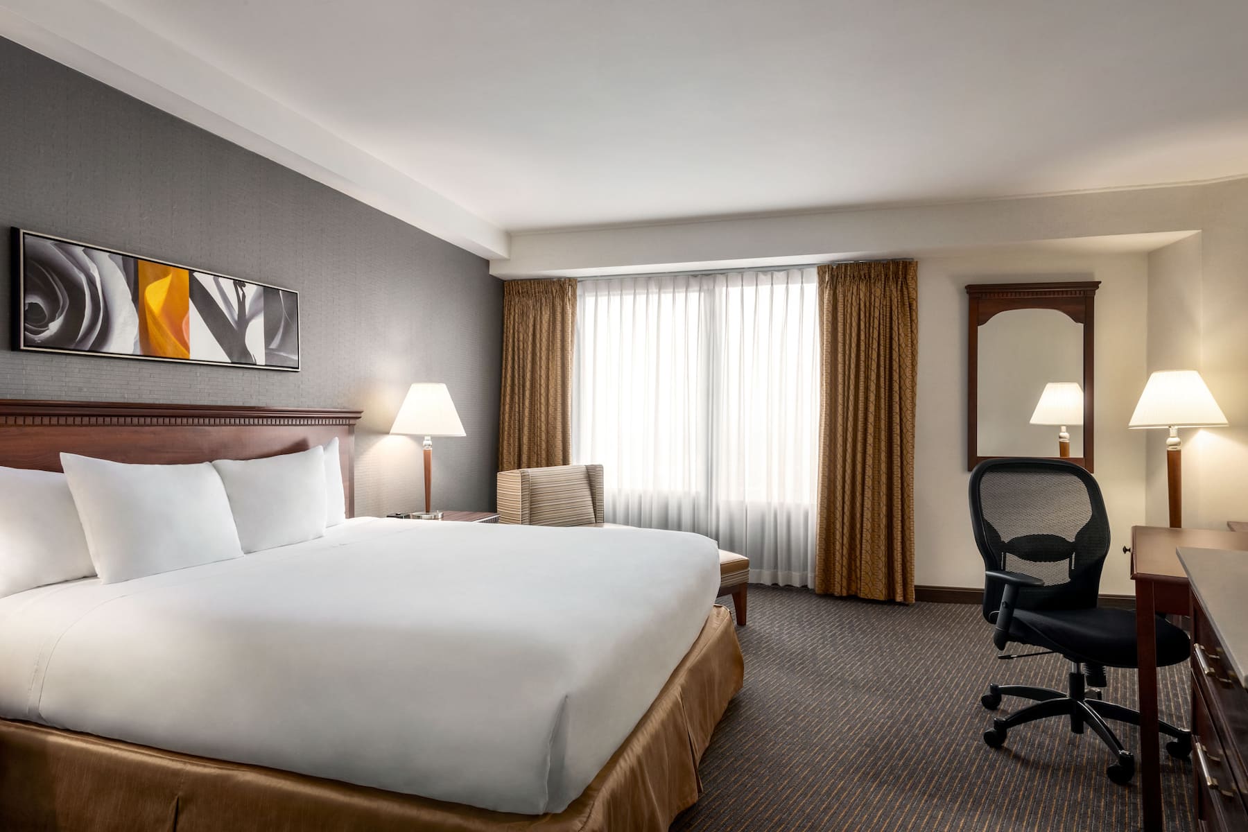 Guest room at the Wyndham Springfield City Centre in Springfield, Illinois