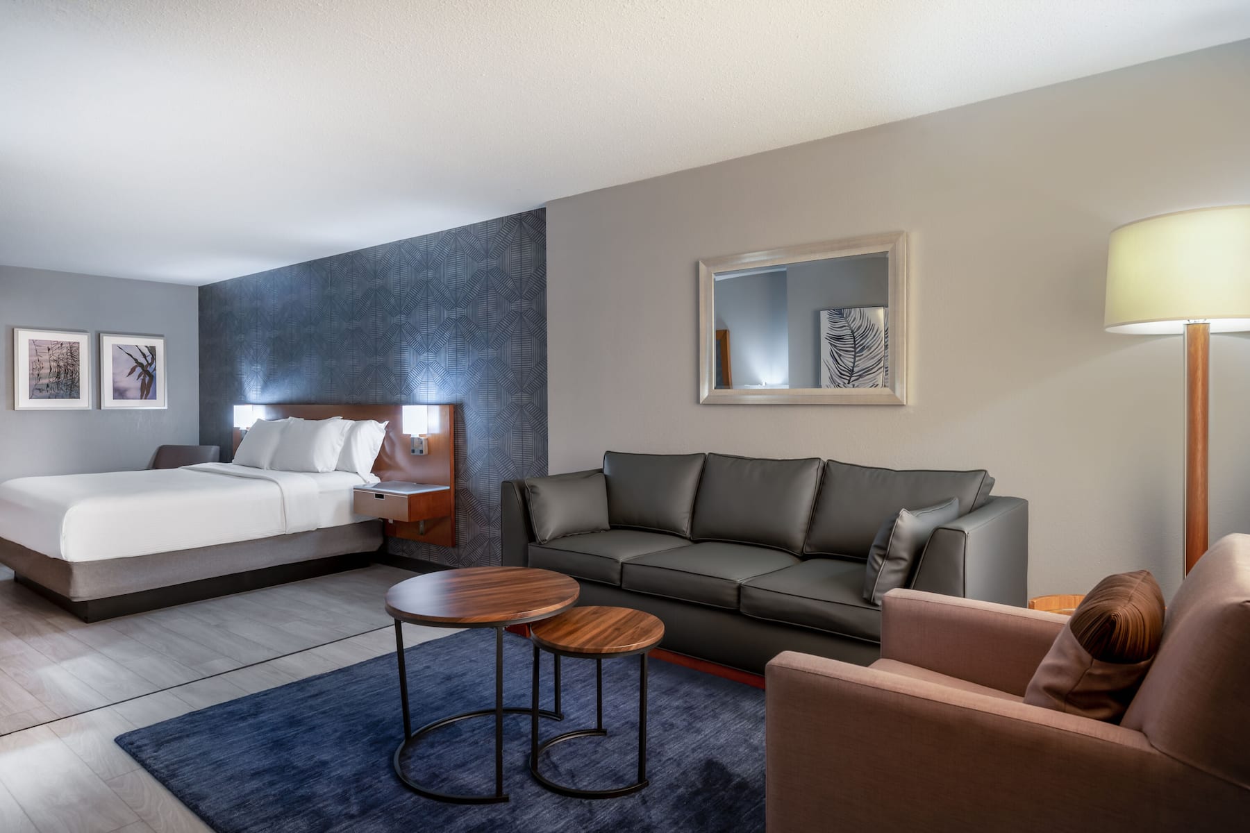 Guest room at the Wyndham Indianapolis Airport in Indianapolis, Indiana