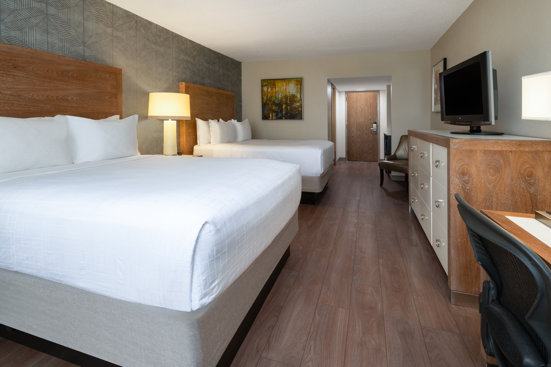 Guest room at the Wyndham Indianapolis Airport in Indianapolis, Indiana