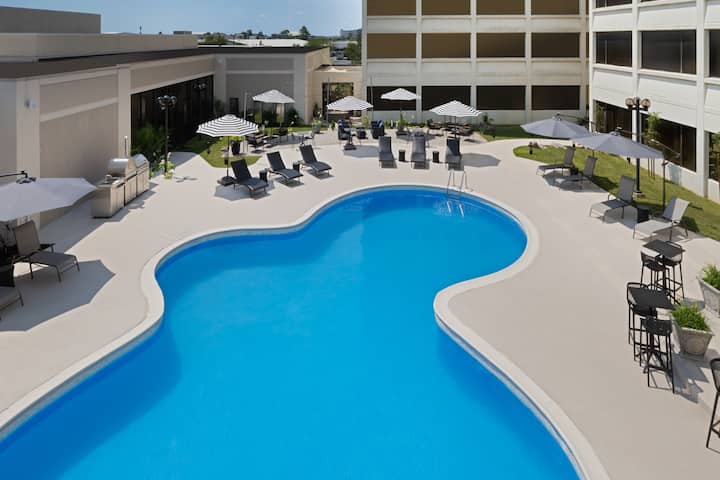 Pool at the Wyndham Indianapolis Airport in Indianapolis, Indiana