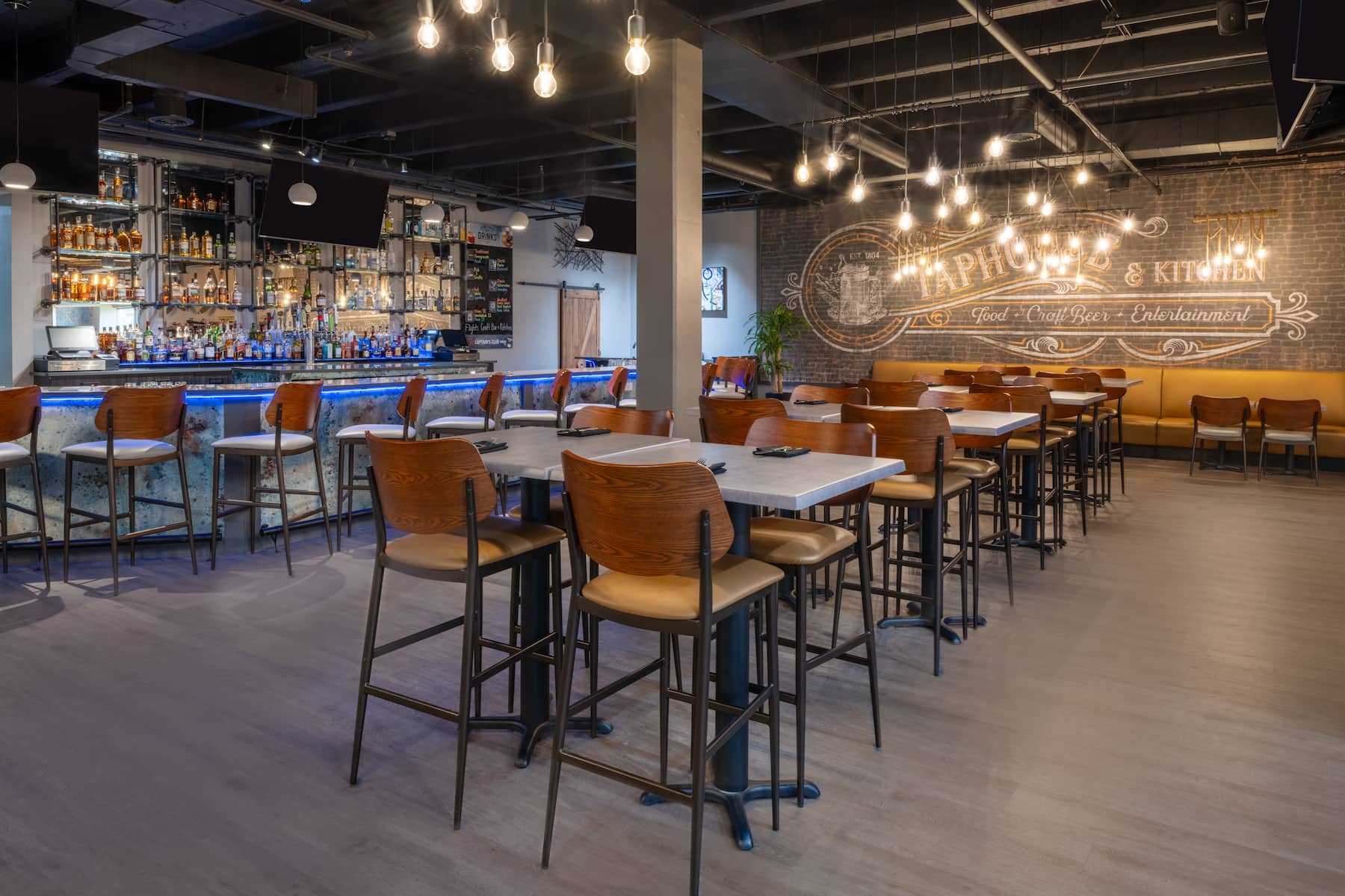 Wyndham Indianapolis Airport restaurant in Indianapolis, Indiana