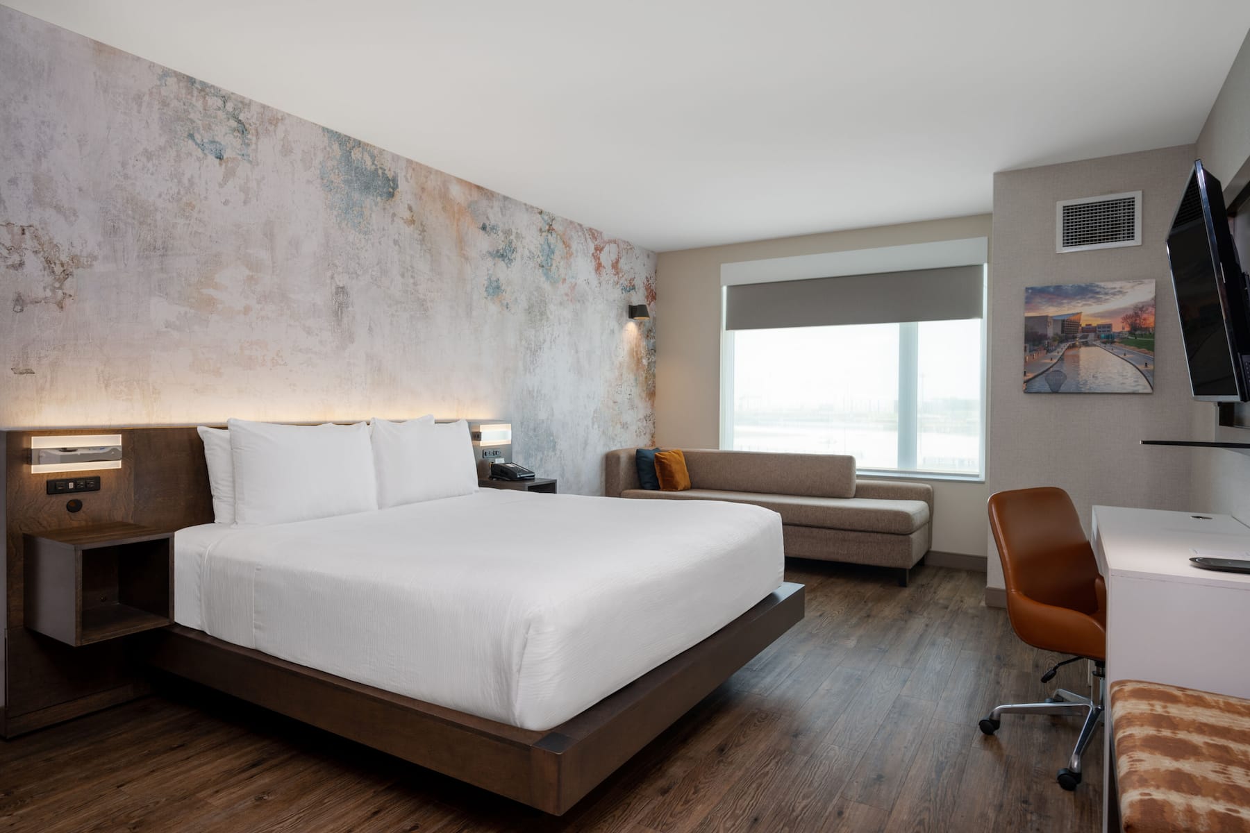 Guest room at the Wyndham Westfield in Westfield, Indiana