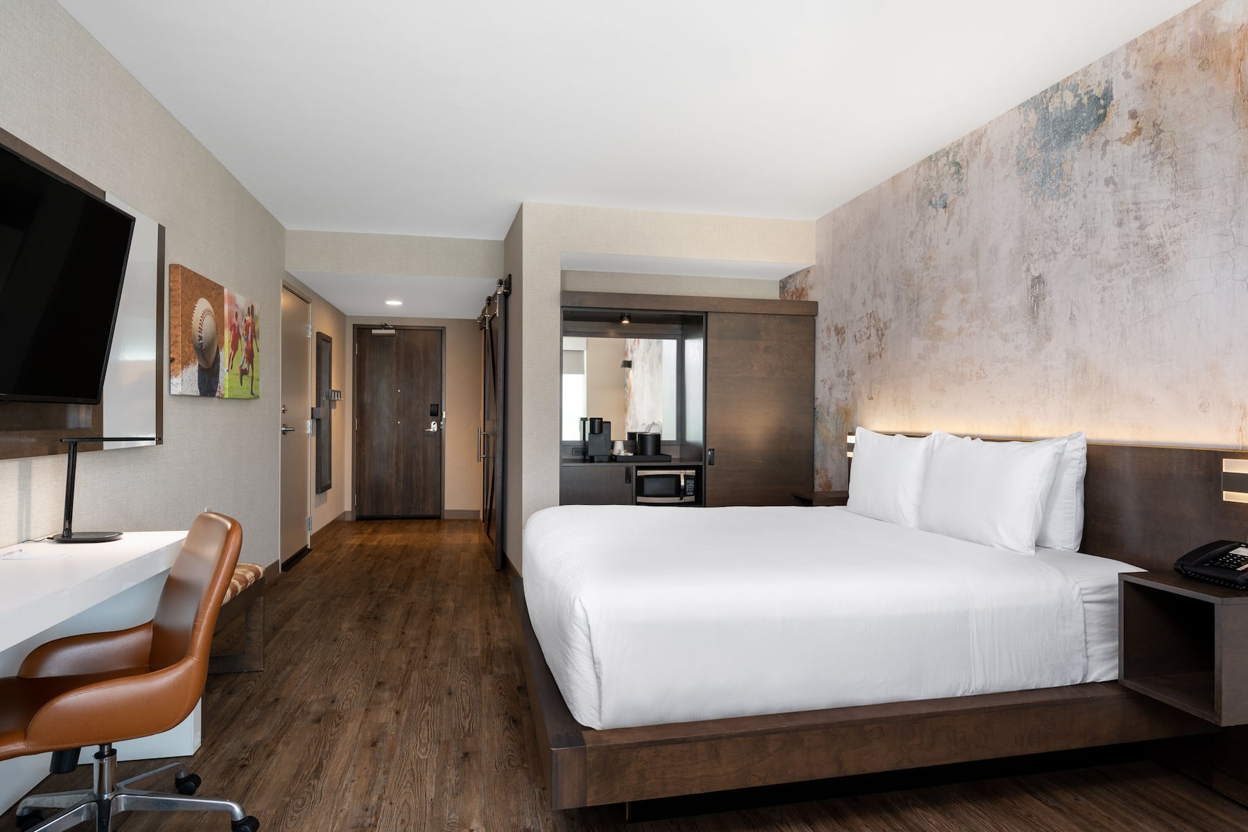 Guest room at the Wyndham Westfield in Westfield, Indiana