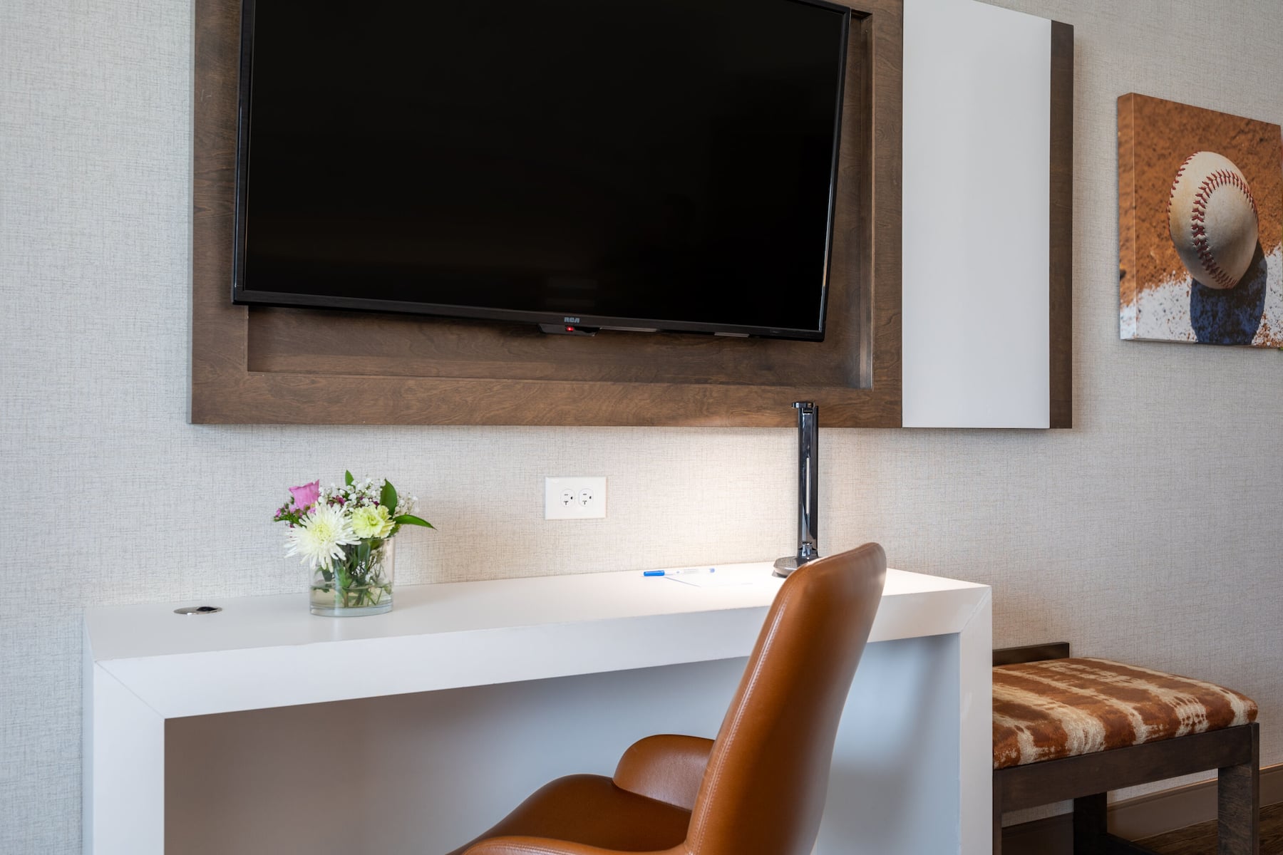 Guest room feature at the Wyndham Westfield in Westfield, Indiana