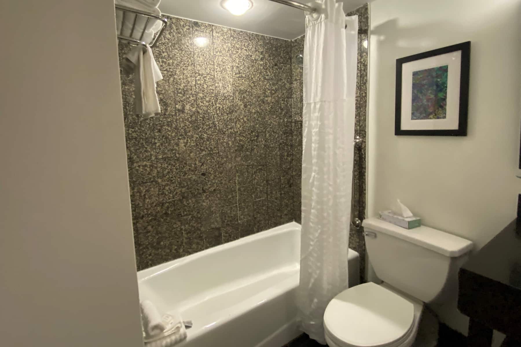 Guest room bath at the Wyndham New Orleans Airport & Conference Center in Kenner, Louisiana
