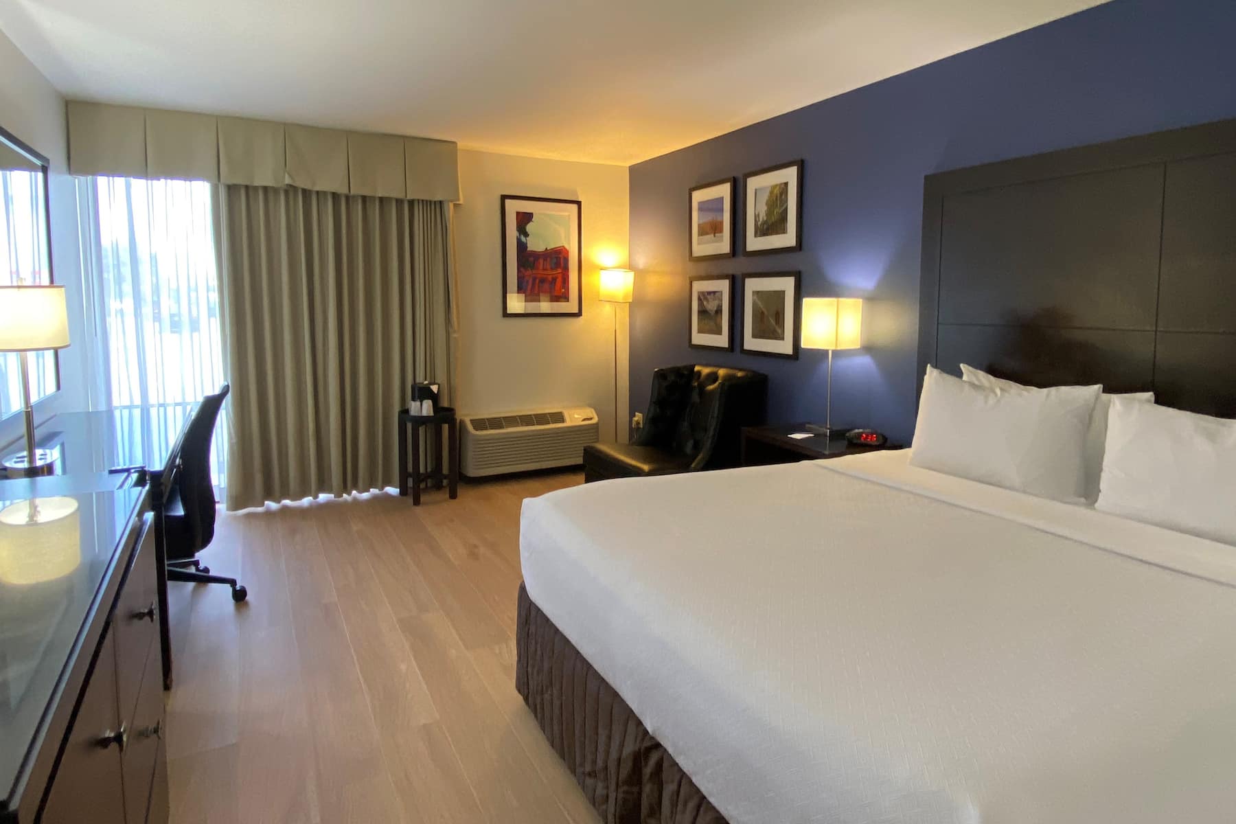 Guest room at the Wyndham New Orleans Airport & Conference Center in Kenner, Louisiana