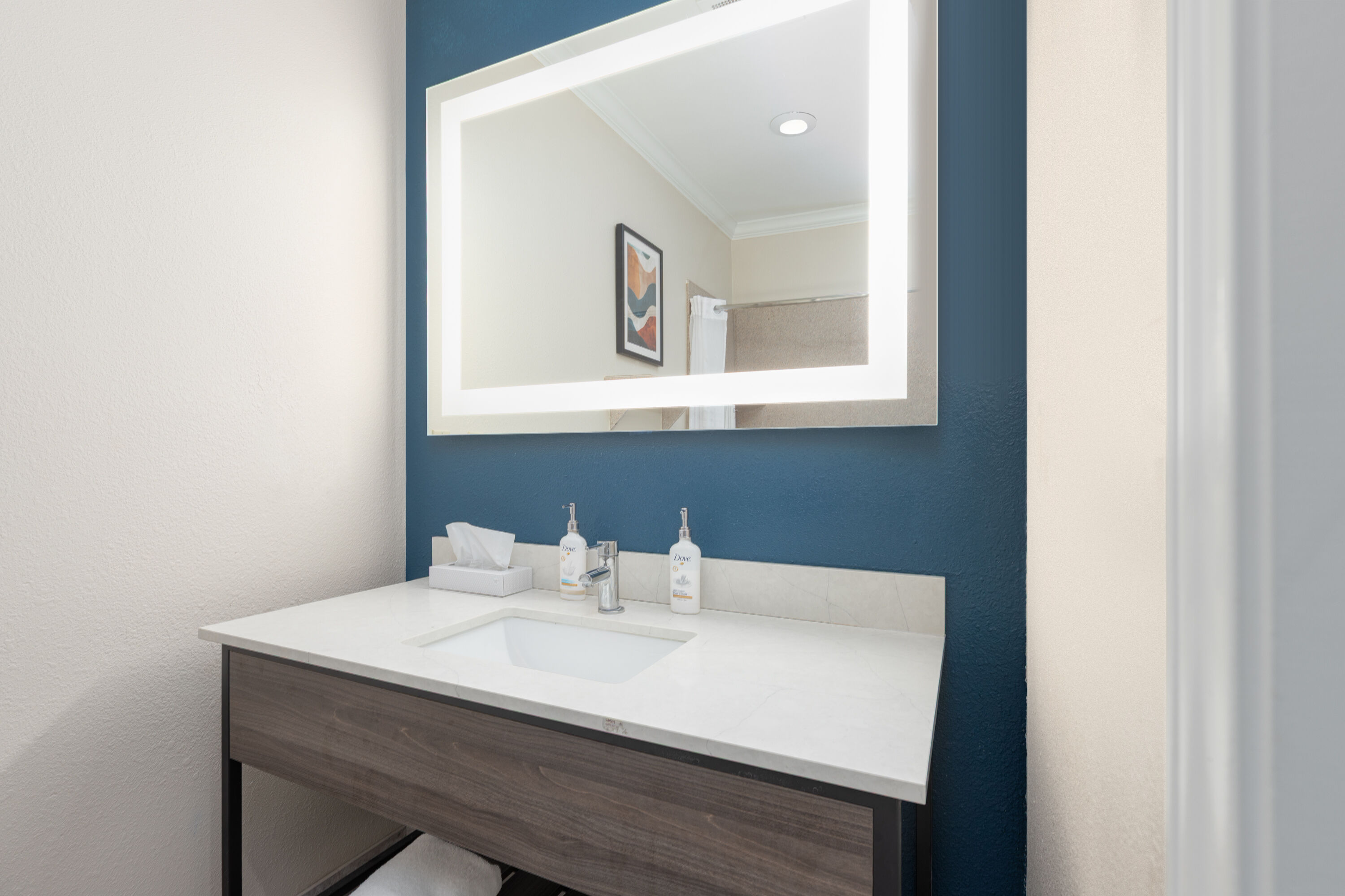 Guest room bath at the Wyndham Lake Charles in Lake Charles, Louisiana