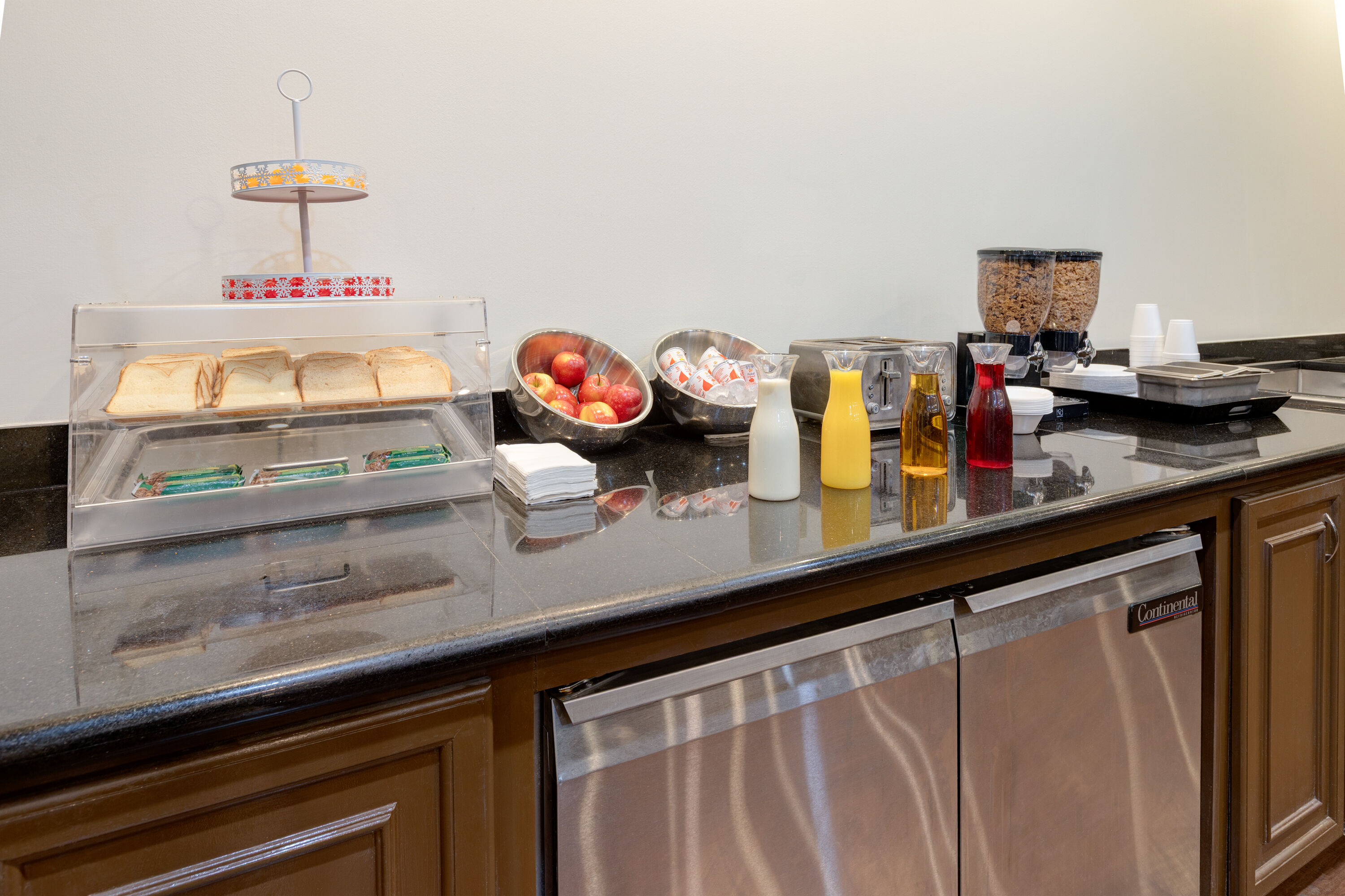 Free breakfast at Wyndham Lake Charles in Lake Charles, Louisiana