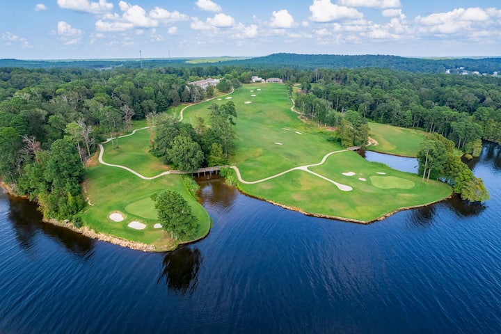 Aerial View of Cypress Bend Resort, a Wyndham Hotel hotel in Many, Louisiana